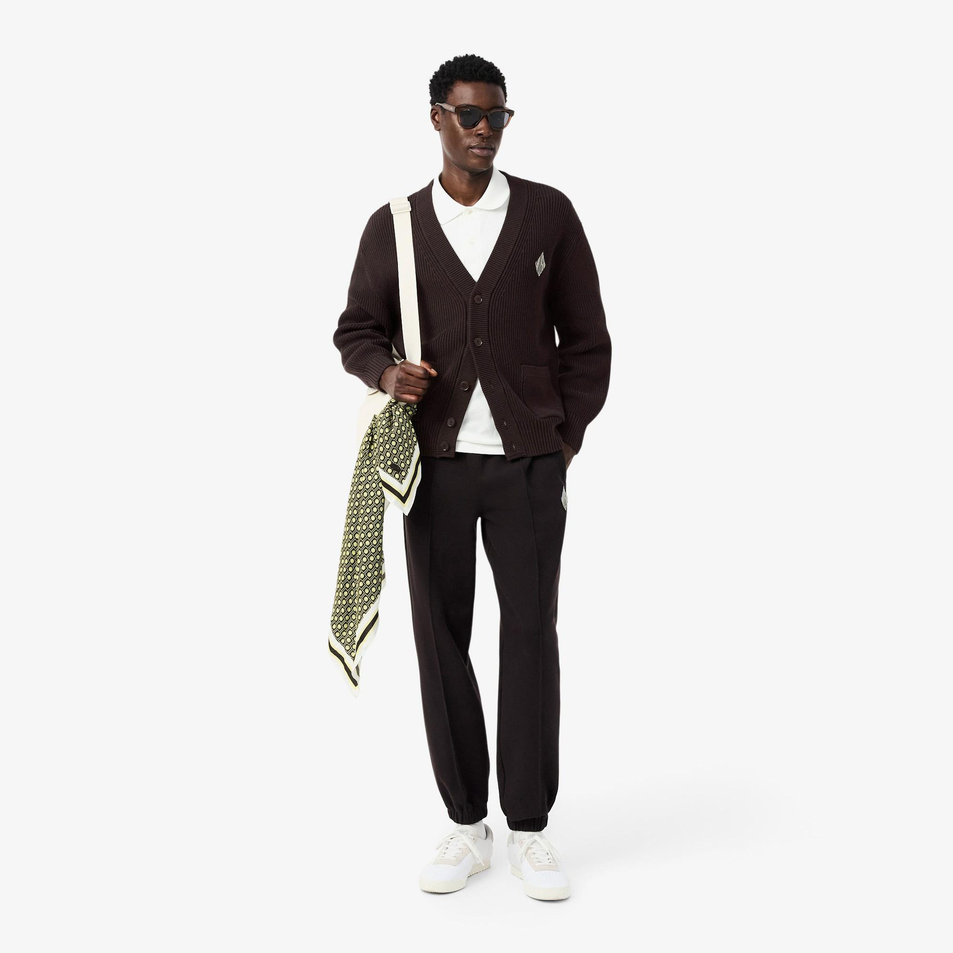 Lacoste Erkek Relaxed Fit V Yaka Koyu Kahverengi Hırka