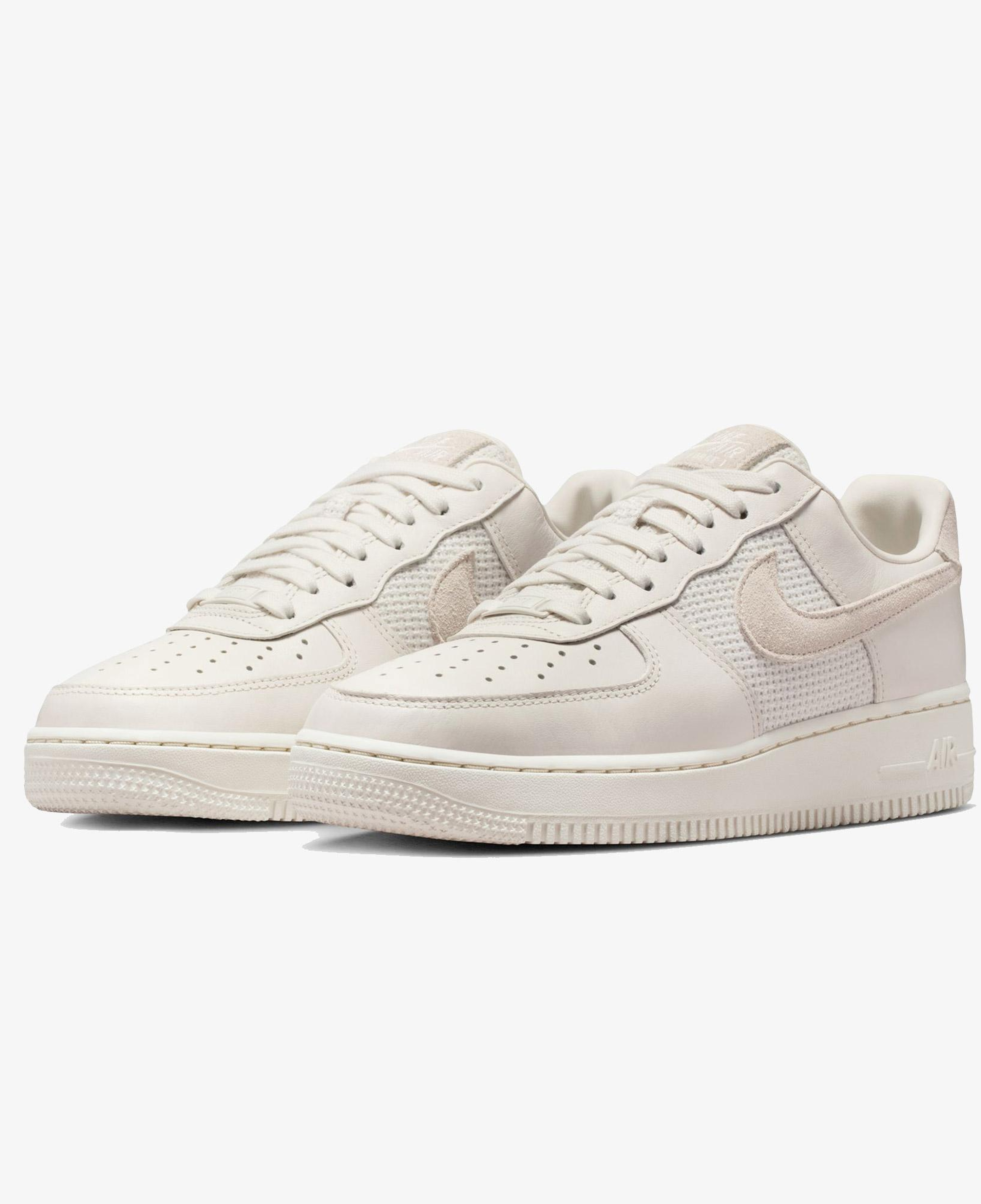 Nike Air Force 1 '07 Kadın Krem Rengi Spor Ayakkabı