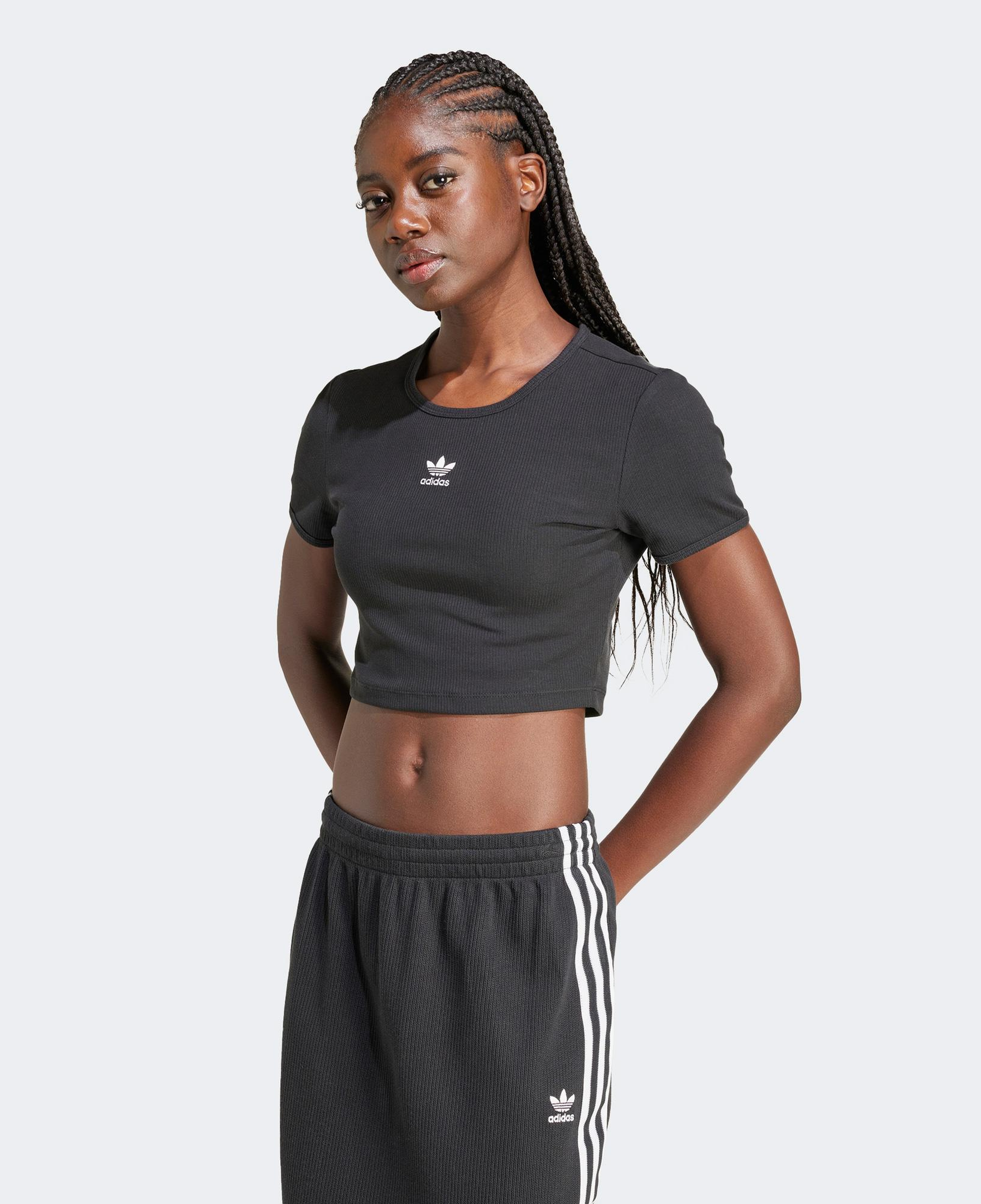 adidas Essentials Rib Kadın Siyah Crop T-Shirt