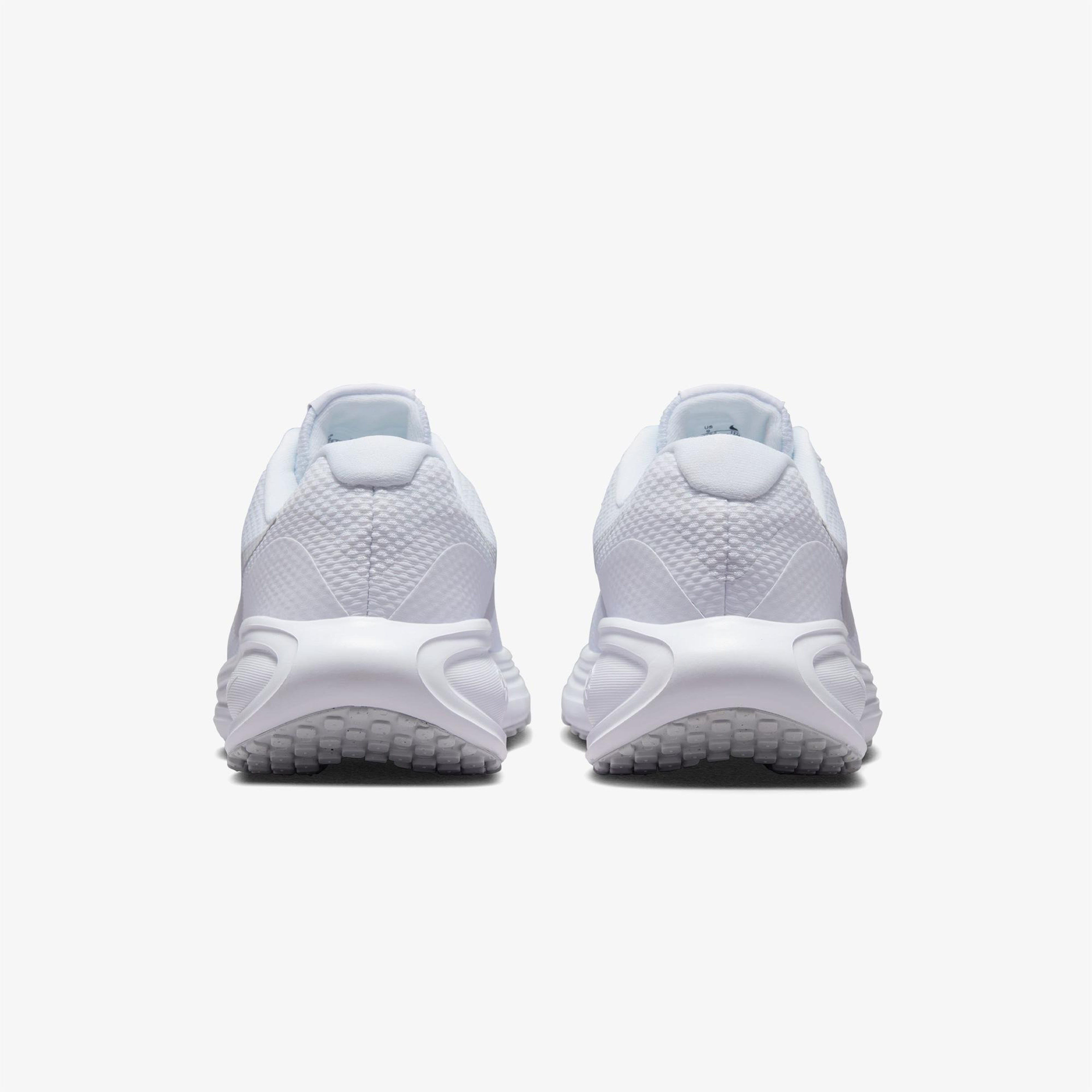 Nike Revolution 8 Kadın Beyaz Koşu Ayakkabısı