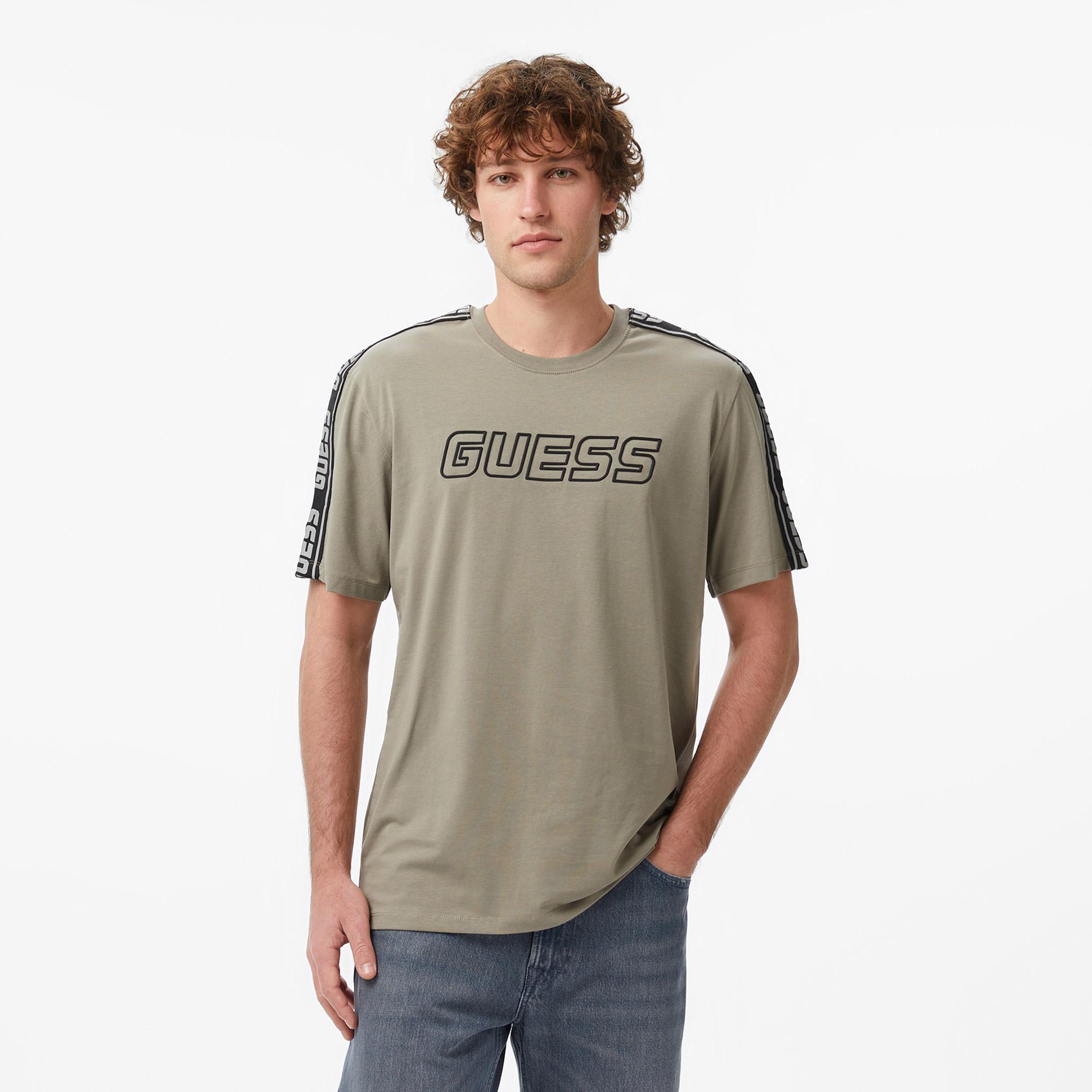 Guess Arlo Aktif Regular Fit Erkek Haki T-Shirt