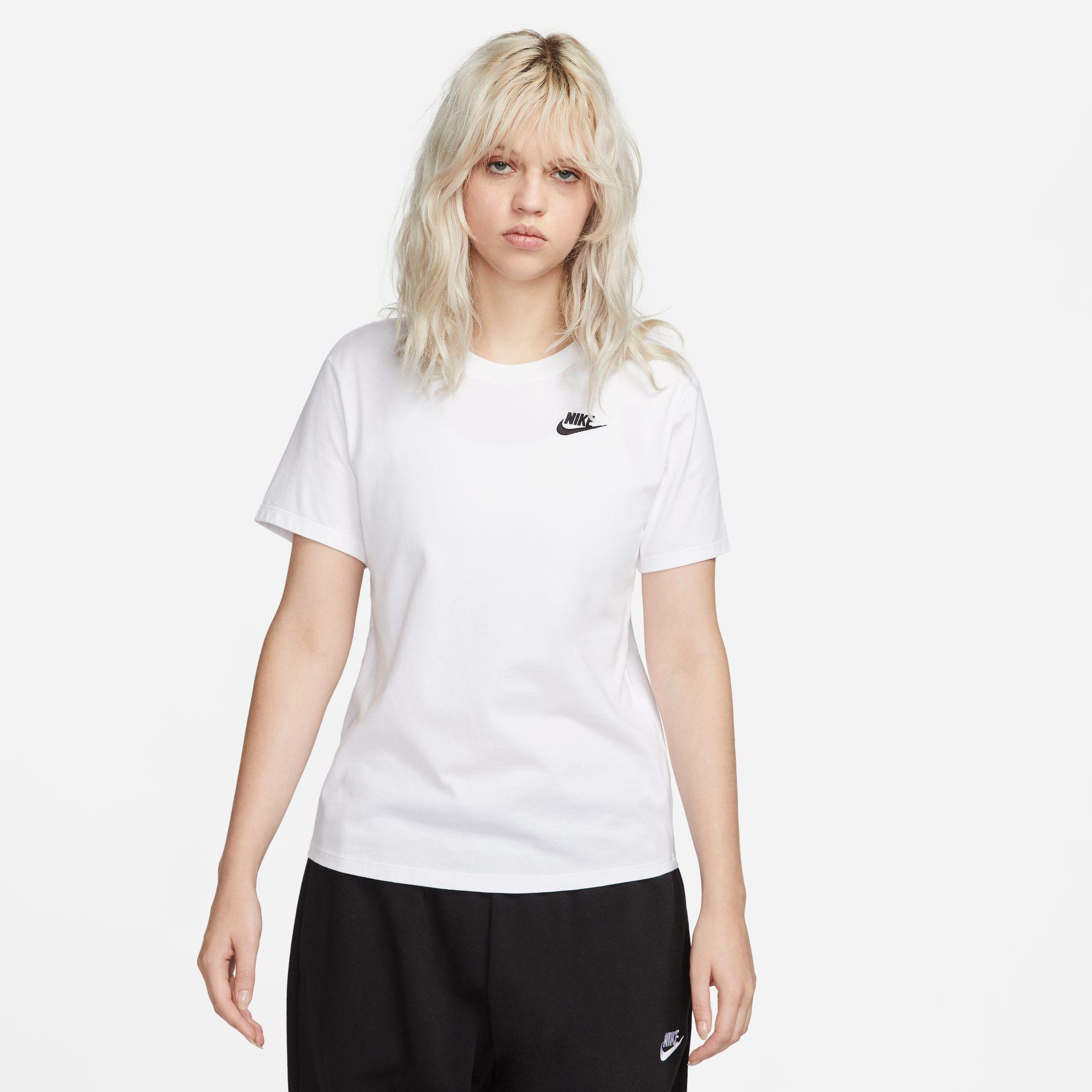 Nike Sportswear Club Kadın Beyaz T-Shirt