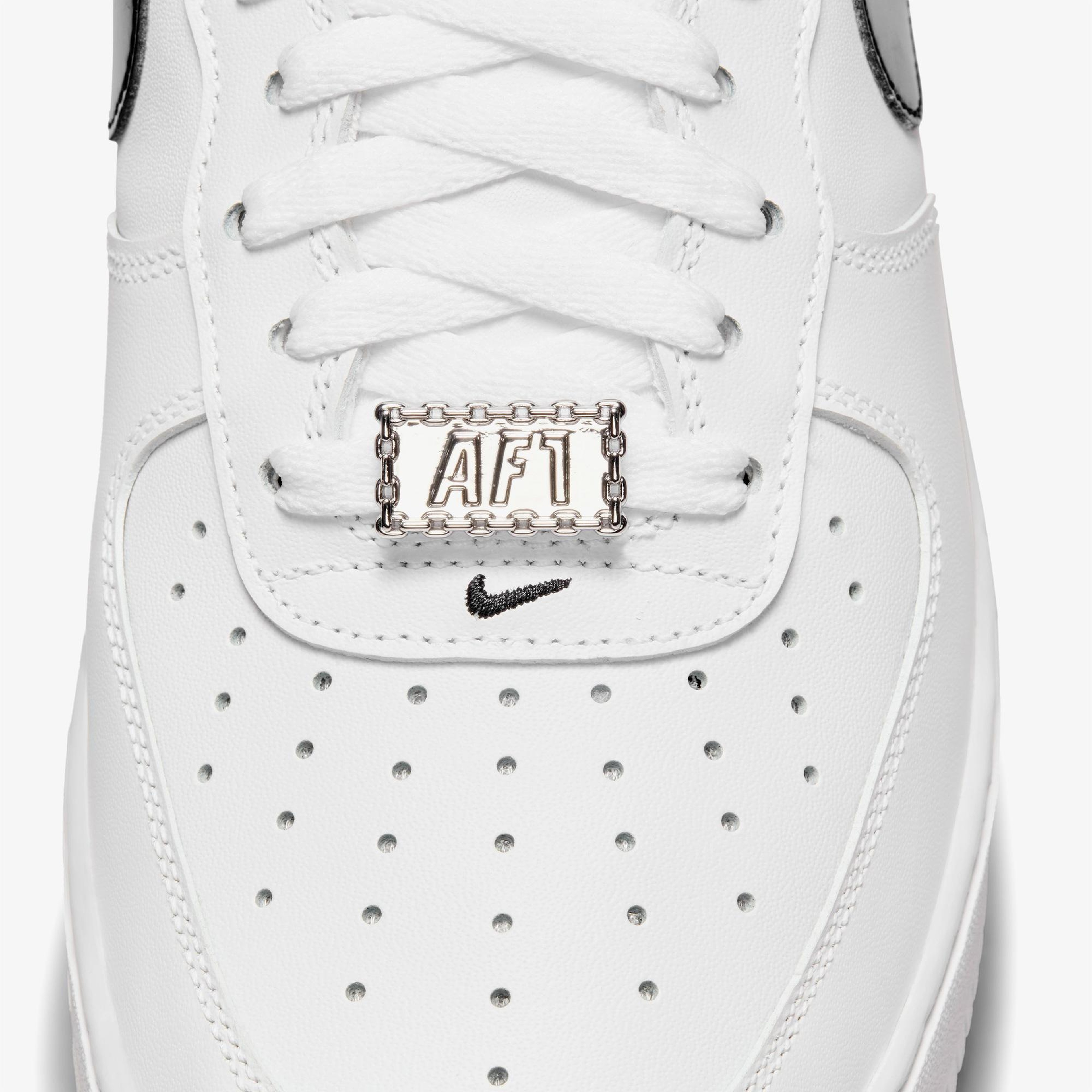 Nike Air Force 1 '07 LV8 Erkek Beyaz Spor Ayakkabı