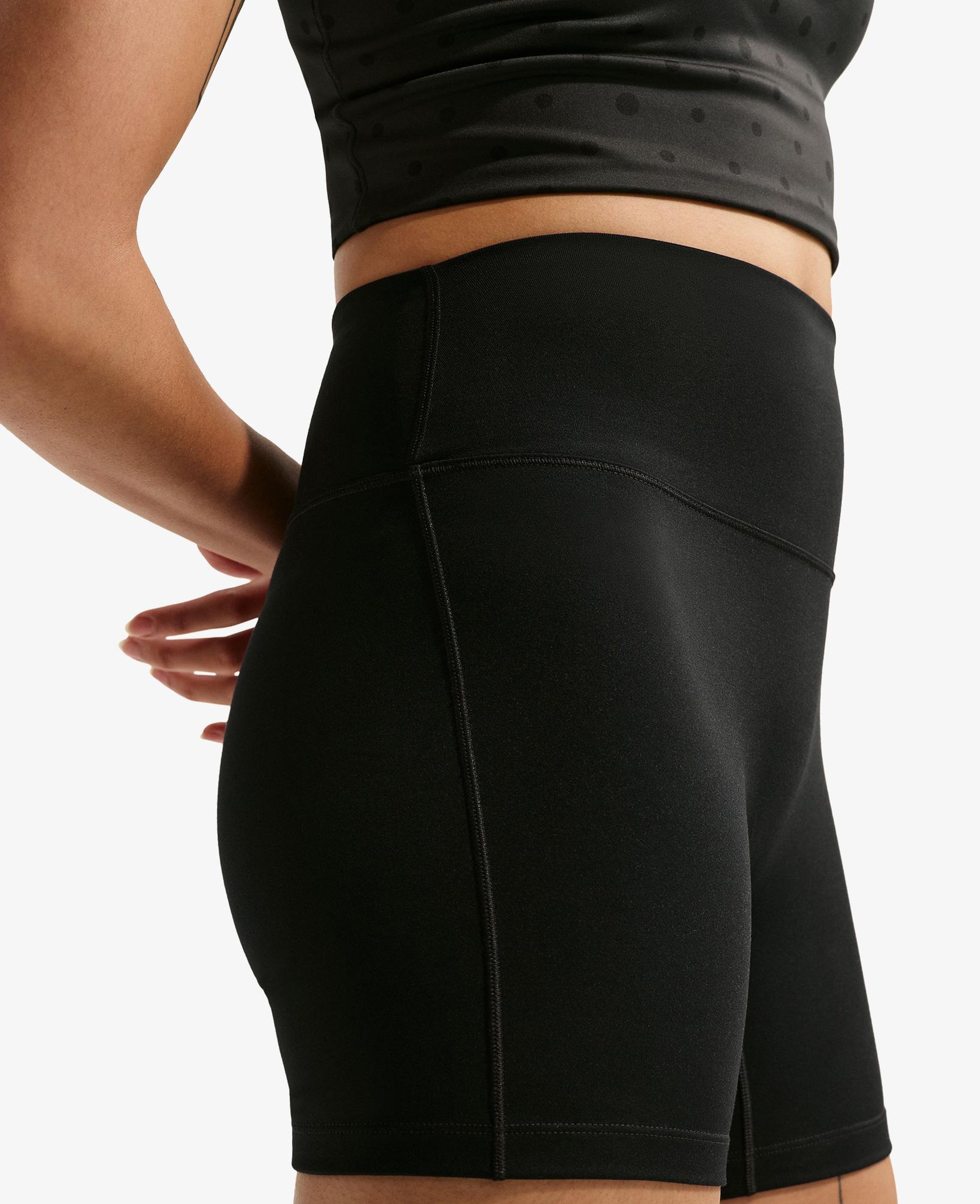 Nike Dri-Fit One Yüksel Belli 13 cm Kadın Siyah Kısa Tayt