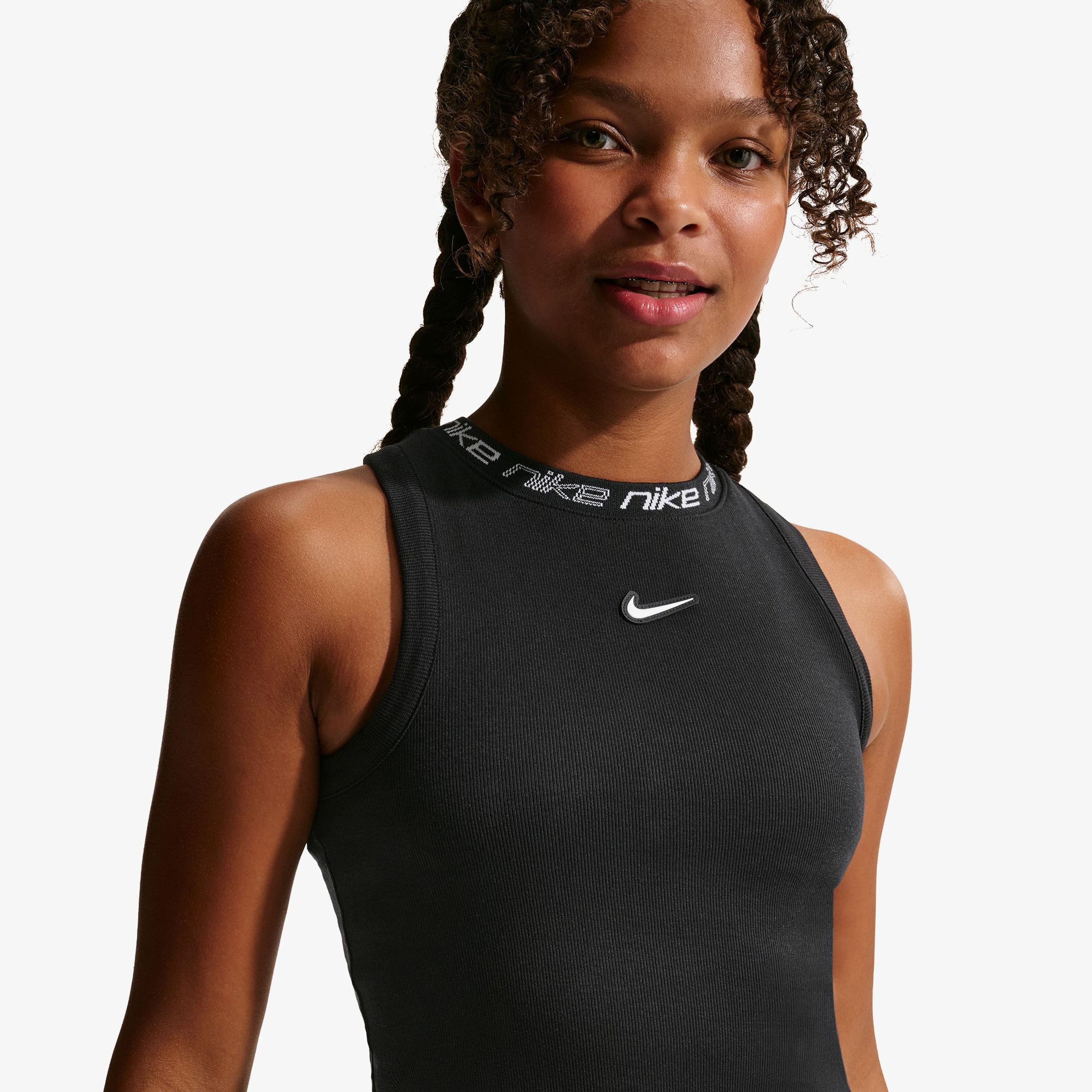 Nike Sportswear Dri-Fit Çocuk Siyah Kolsuz T-Shirt
