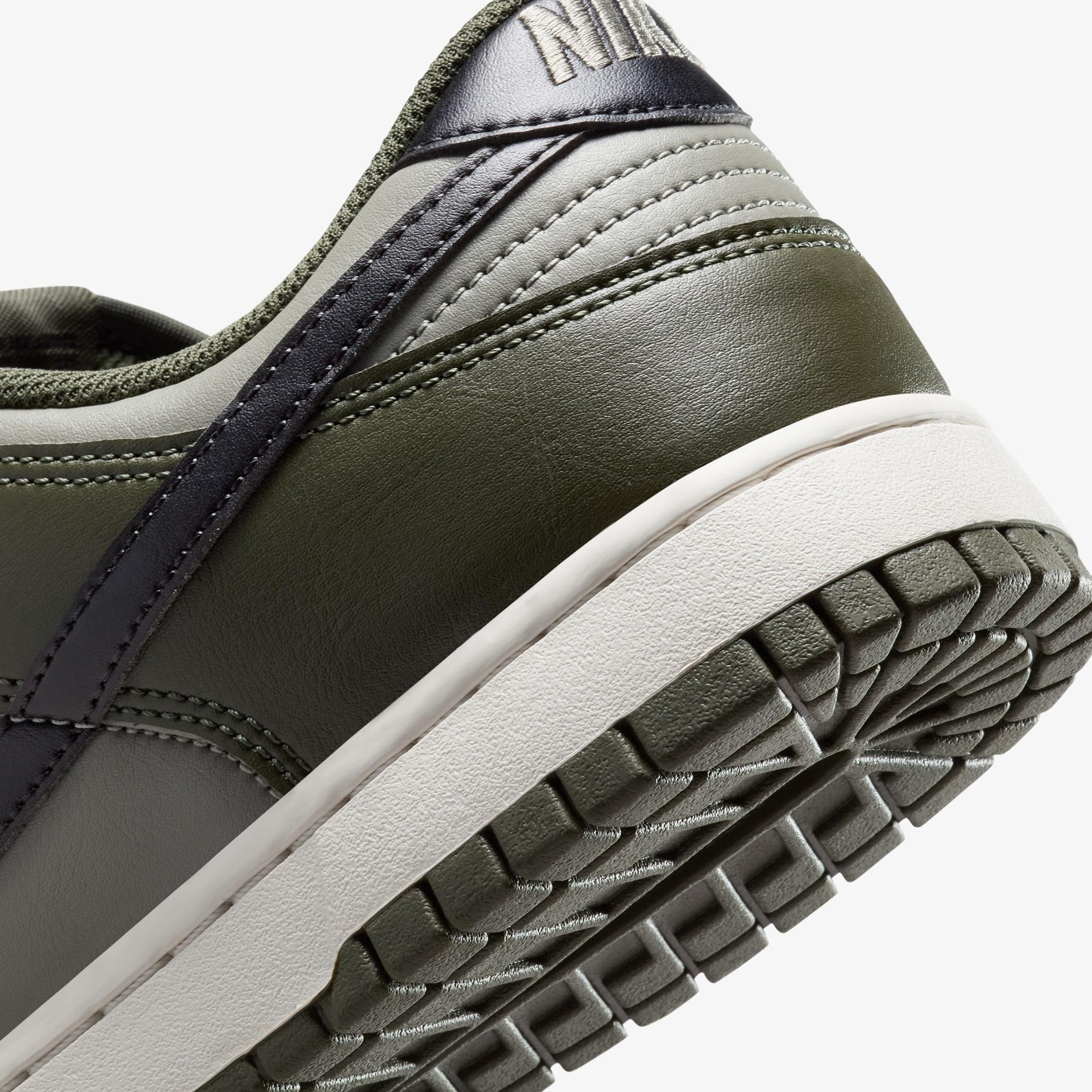 Nike Dunk Low Retro Erkek Yeşil Spor Ayakkabı