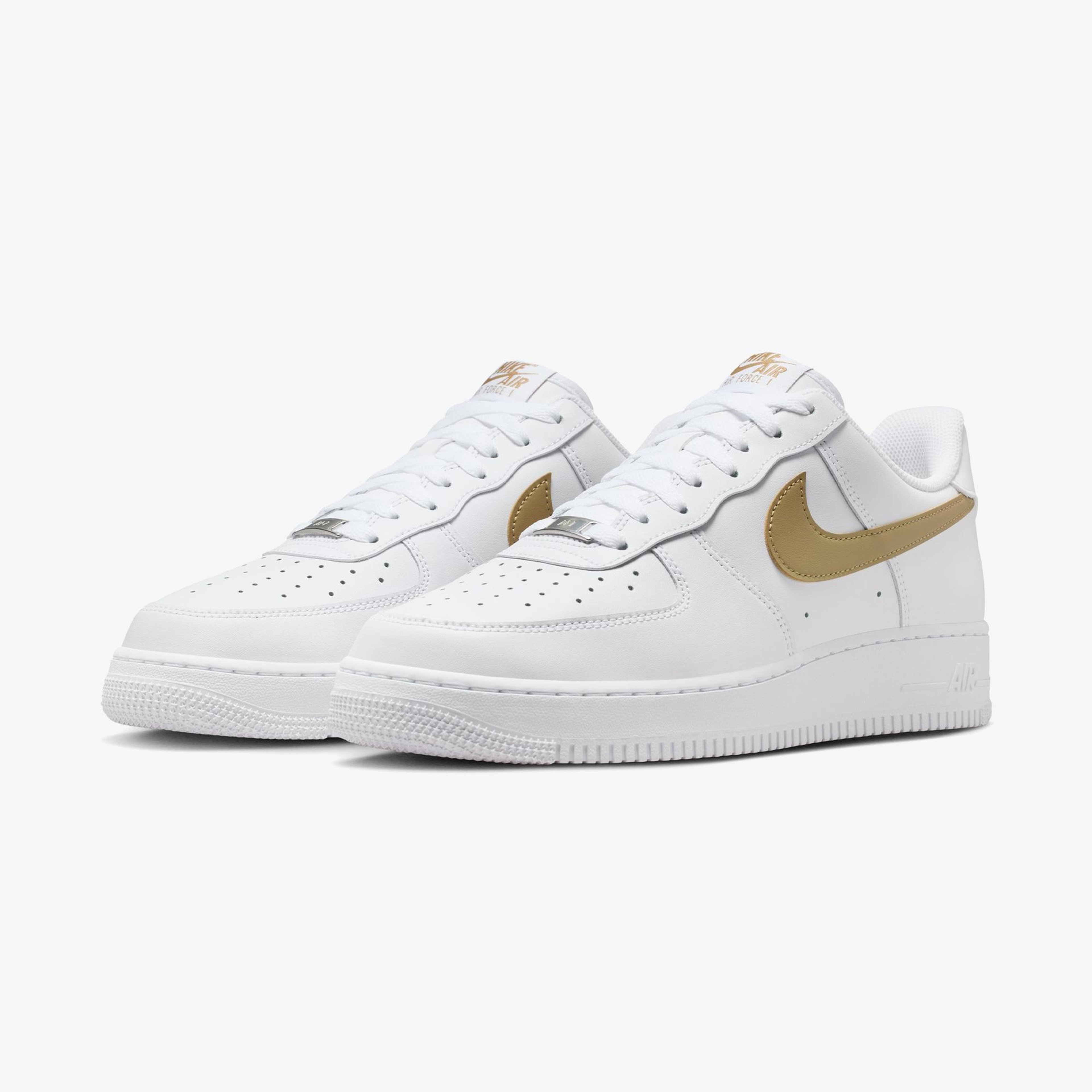 Nike Air Force 1 '07 Erkek Beyaz Spor Ayakkabı