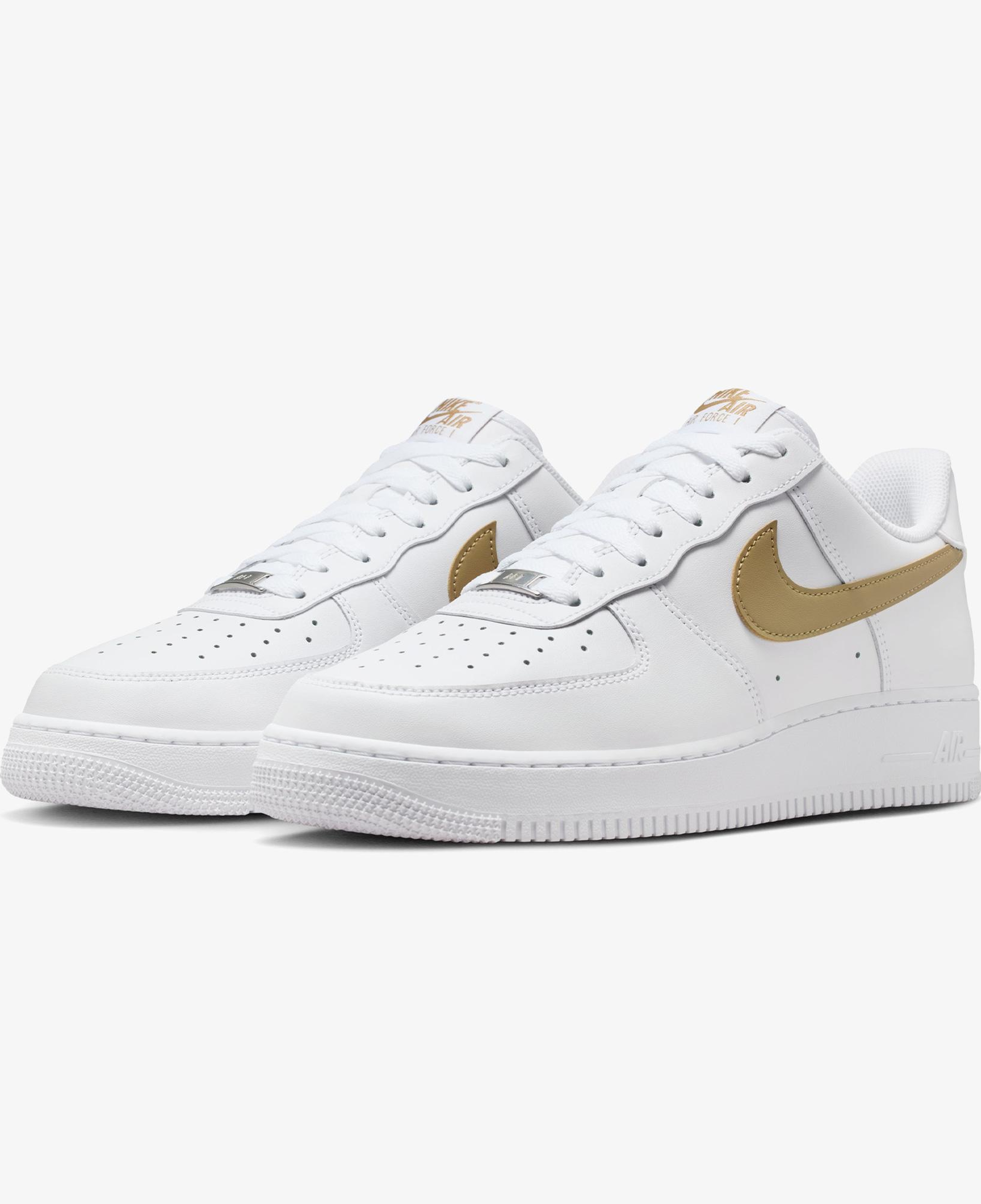 Nike Air Force 1 '07 Erkek Beyaz Spor Ayakkabı