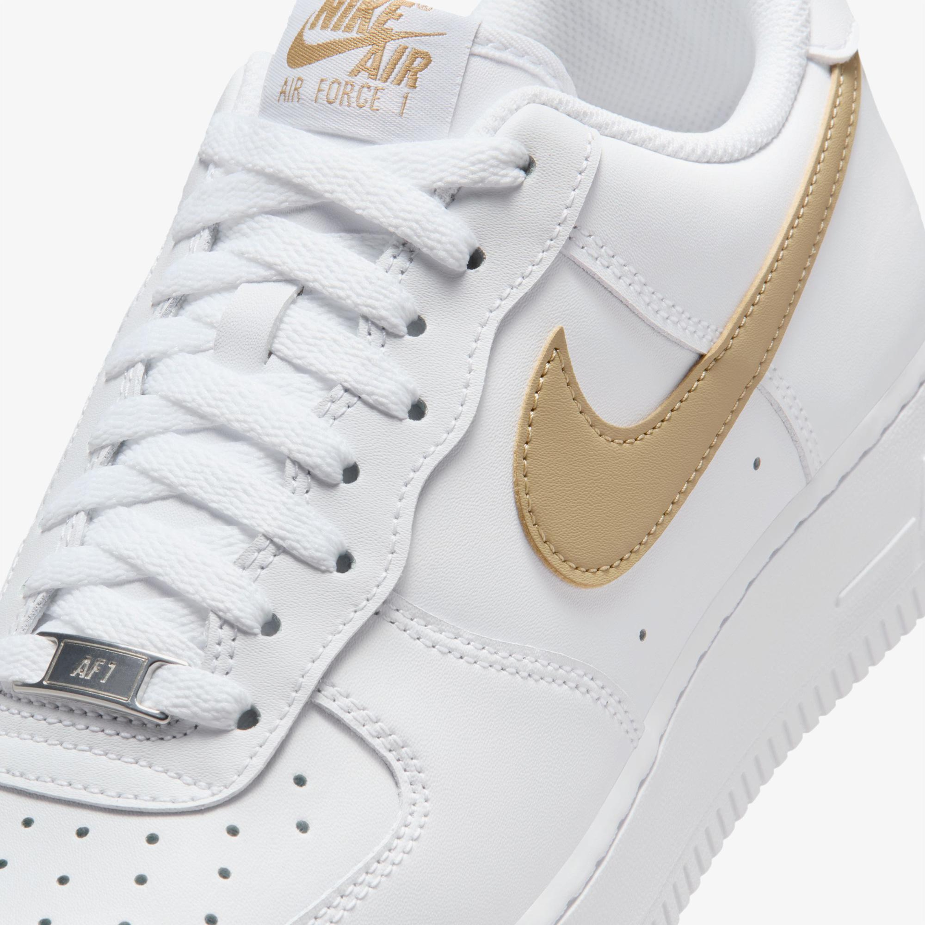 Nike Air Force 1 '07 Erkek Beyaz Spor Ayakkabı