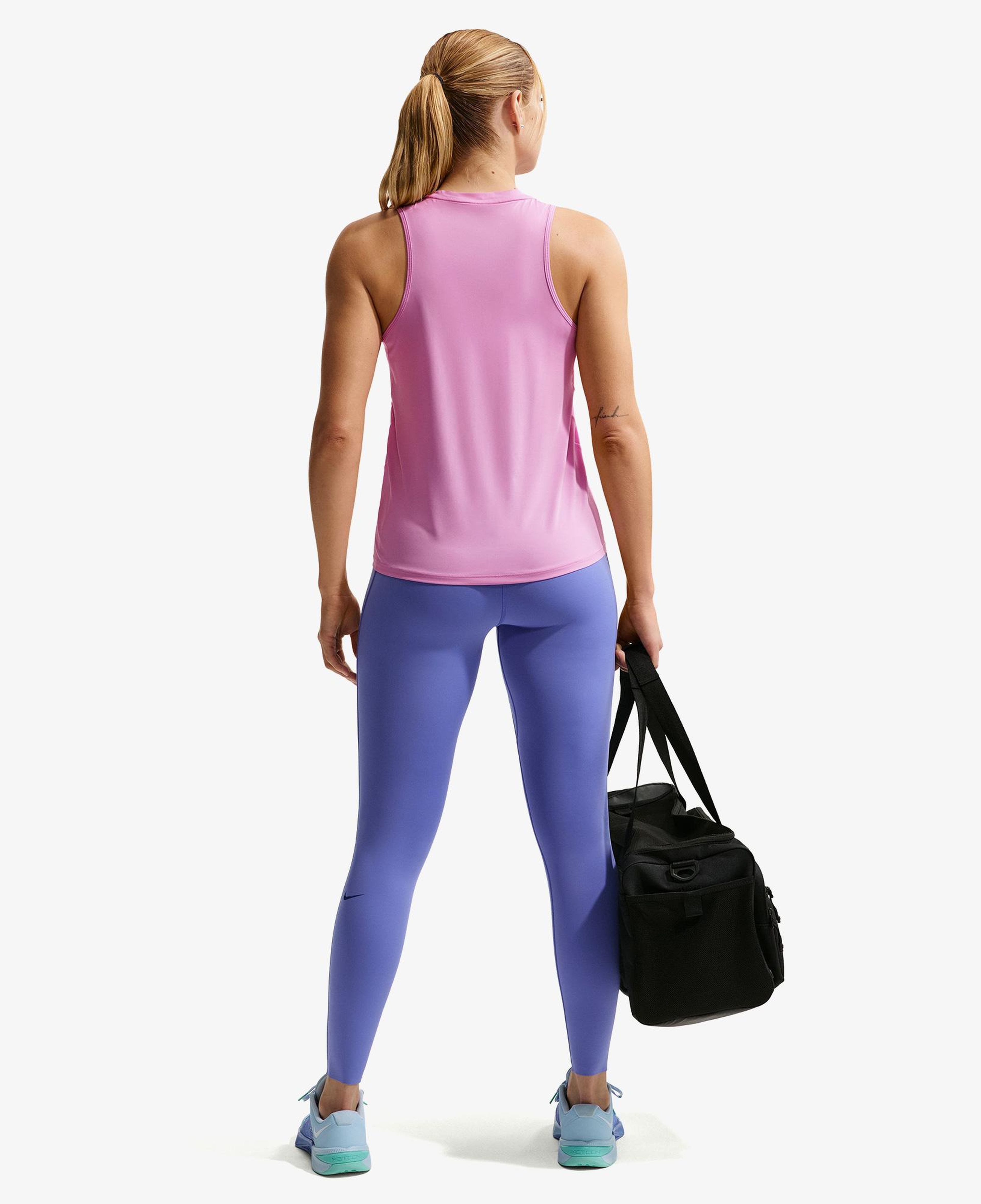 Nike One Classic Dri-Fit Kadın Pembe Kolsuz T-Shirt