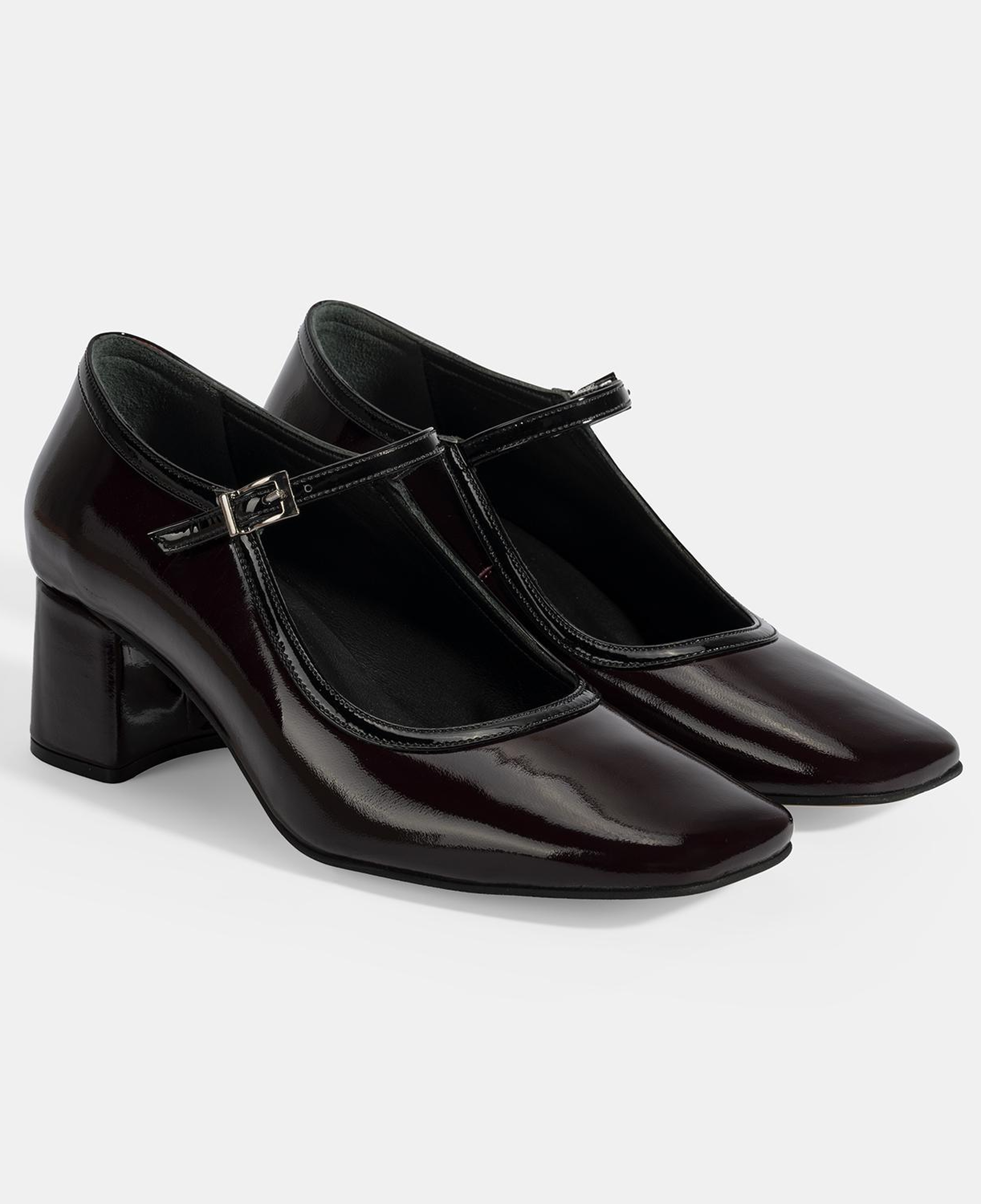 Kadın Bordo Ayarlanabilir Tokalı Kalın Topuklu Klasik Ayakkabı