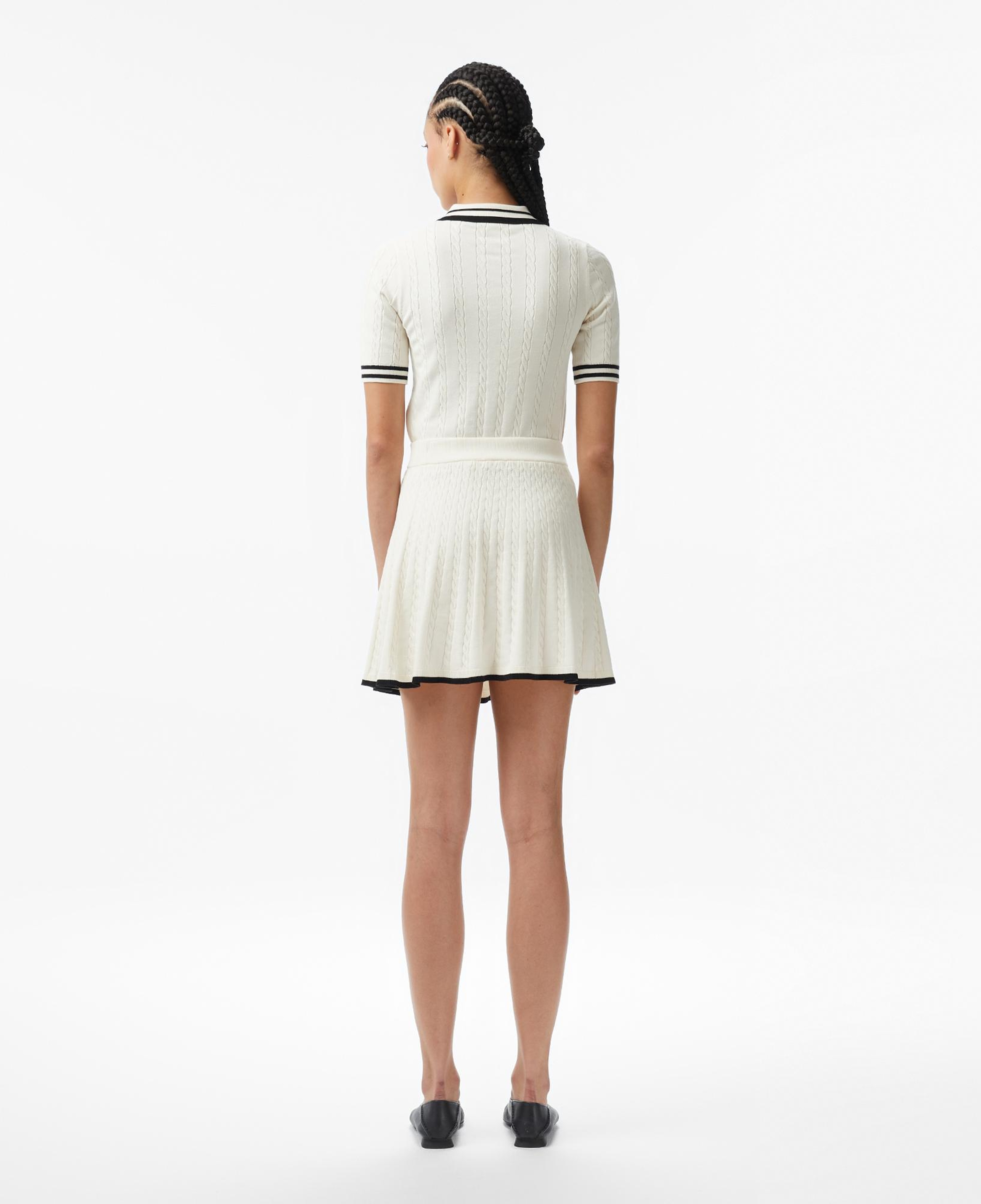 Guess Shari Aktif Pileli Kadın Beyaz Etek