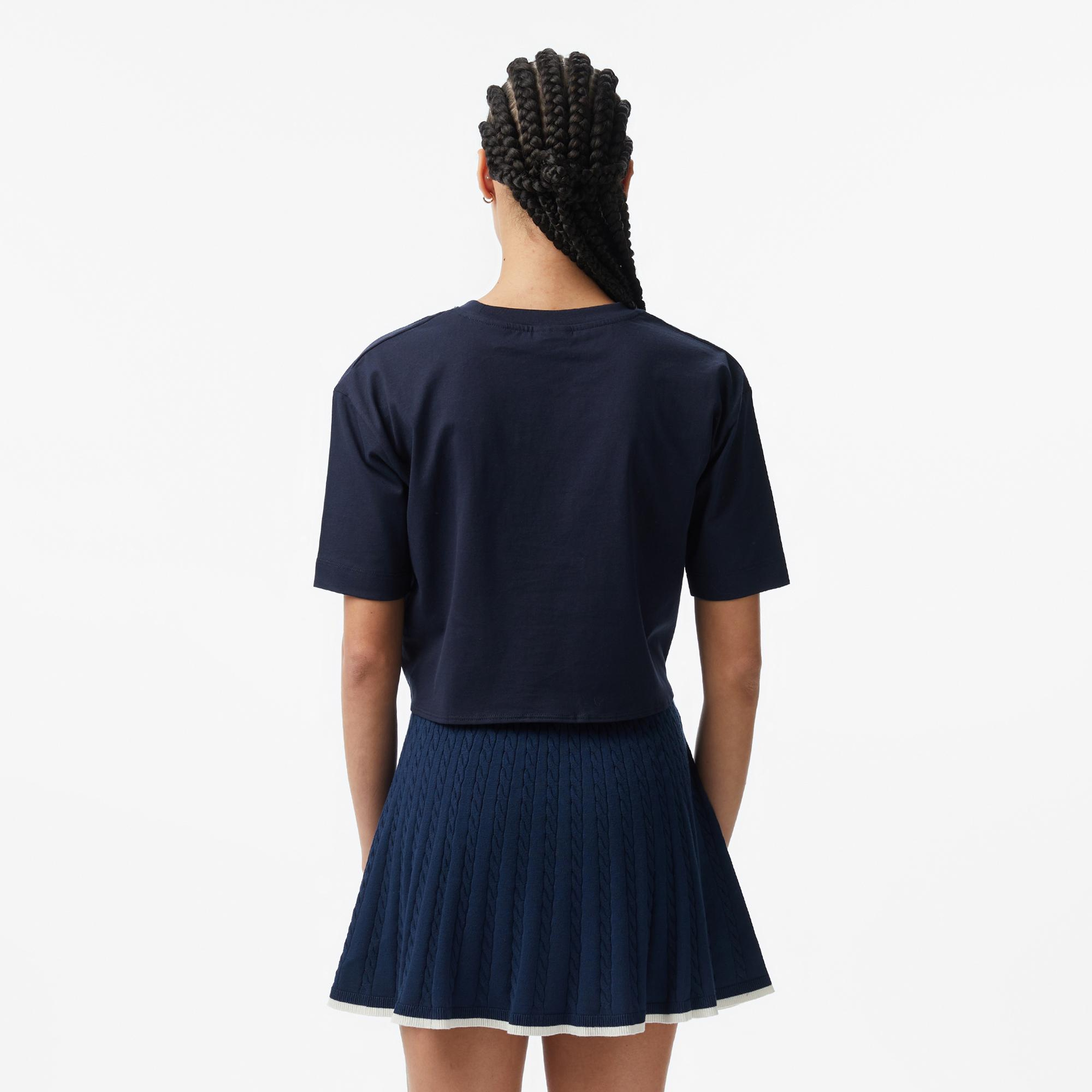 Guess Stream Aktif Boxy Fit Kadın Lacivert T-Shirt