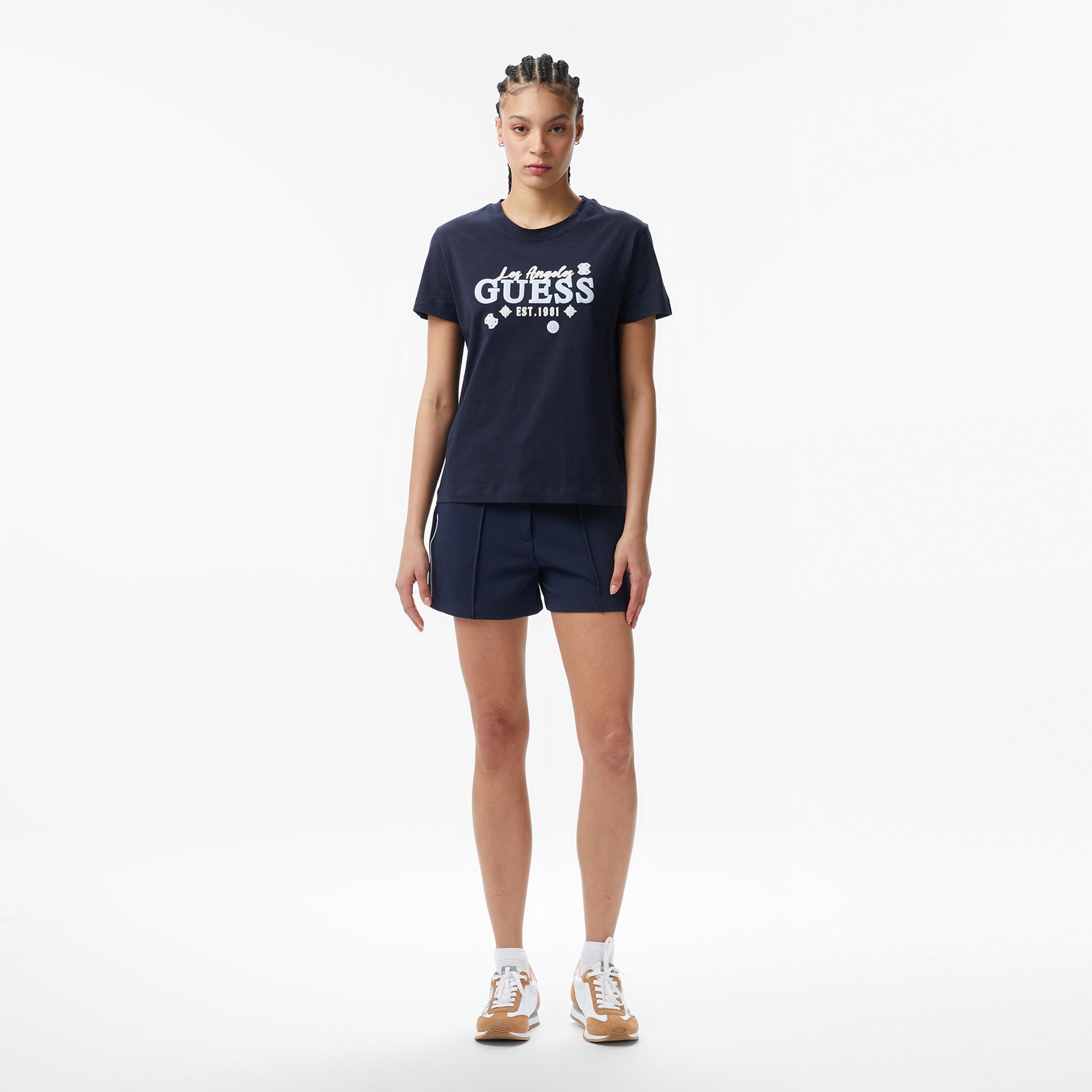 Guess Agnes Aktif Regular Fit Kadın Lacivert T-Shirt