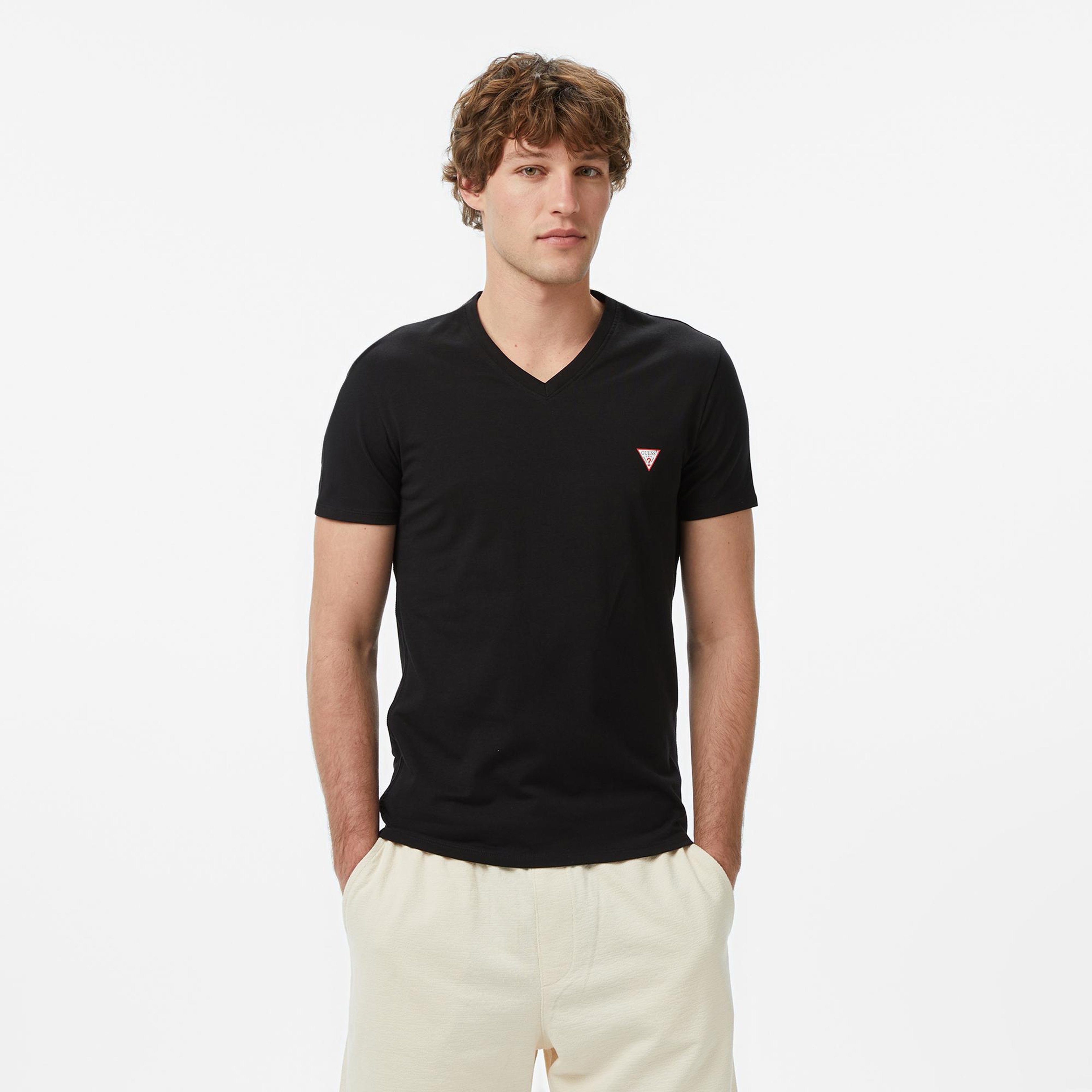 Guess Core Slim Fit Erkek Siyah T-Shirt