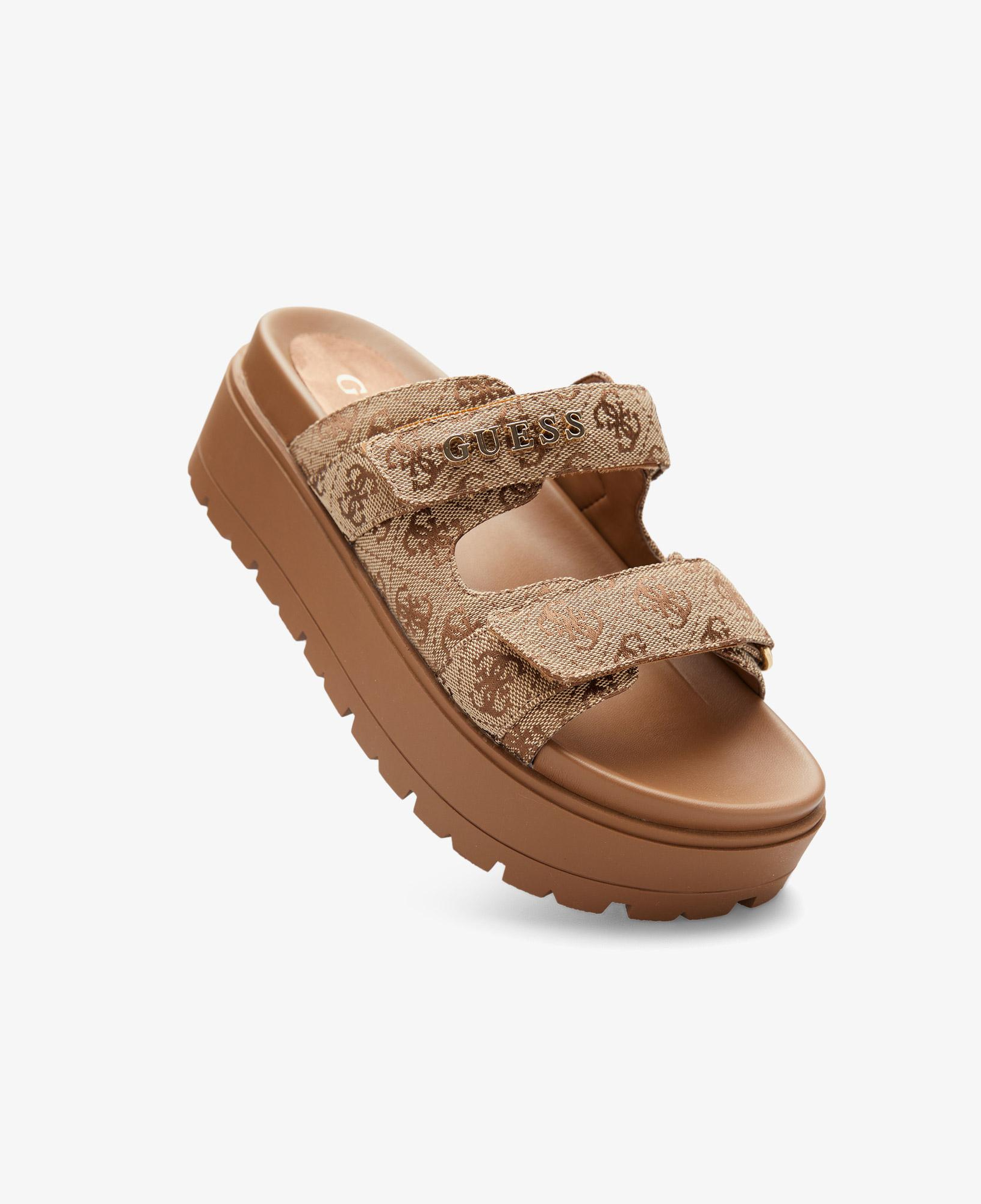 Guess Faxon Kadın Bej Sandalet