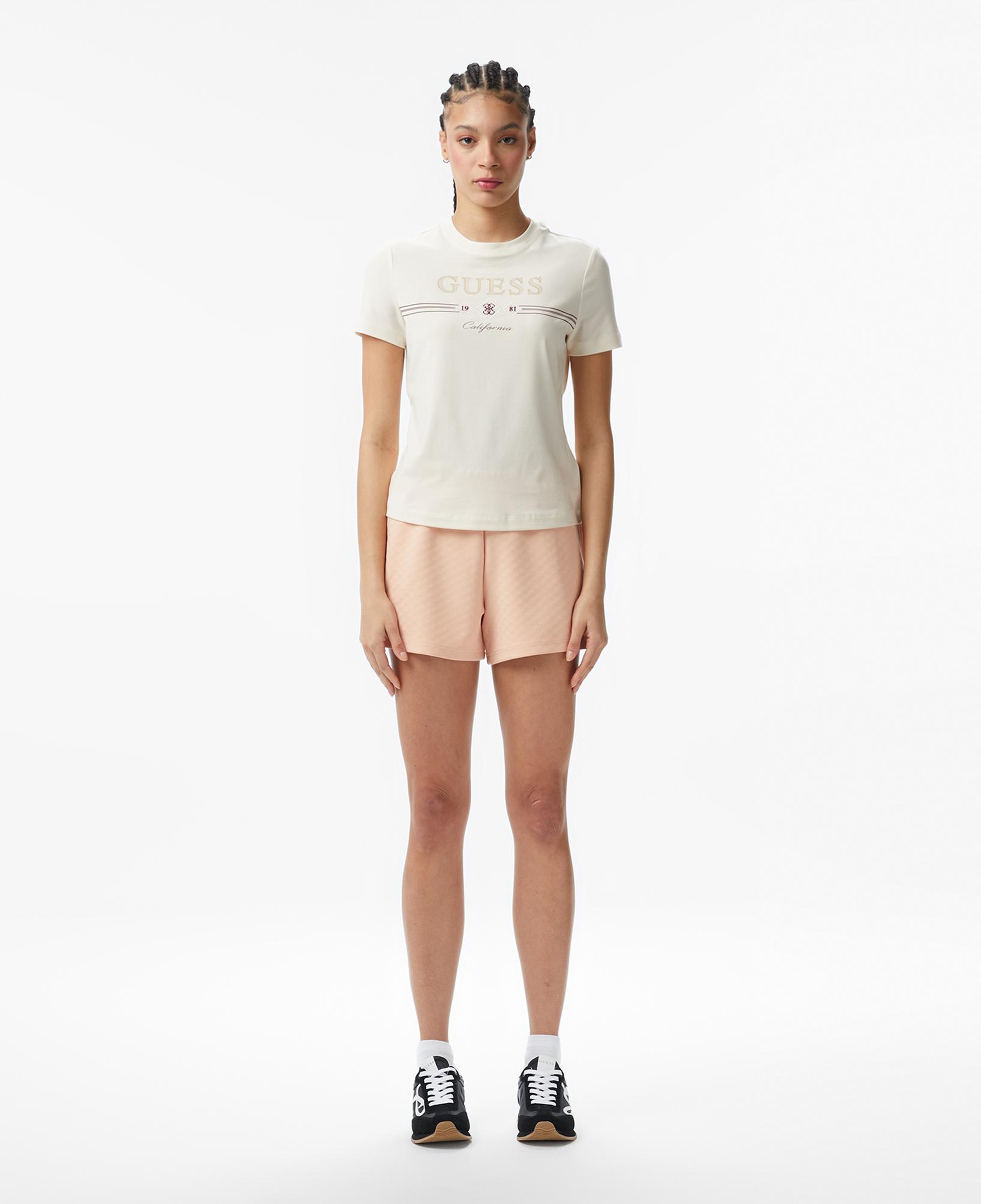 Guess Febe Aktif Slim Fit Kadın Beyaz T-Shirt