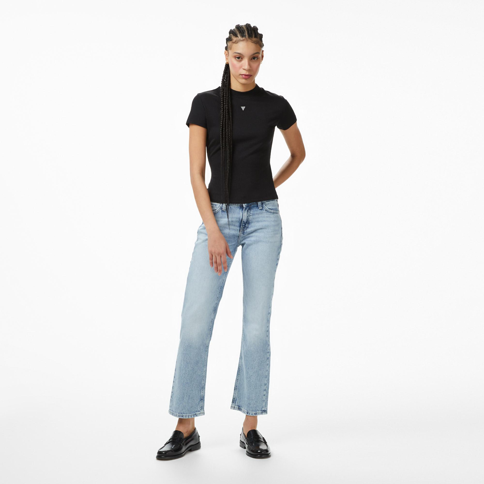 Guess Mock Yün Ipek Karışımlı Top Kadın Siyah T-Shirt