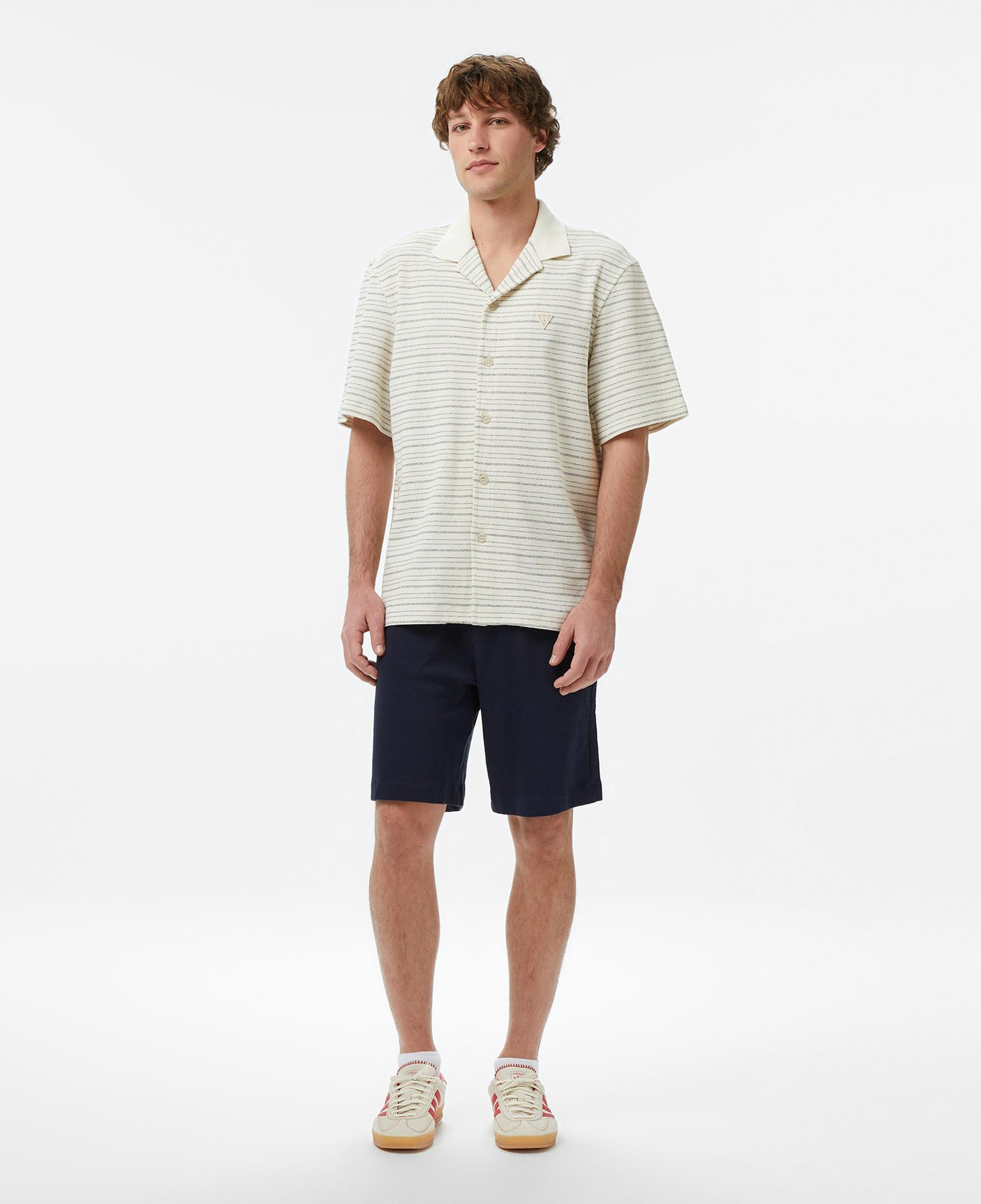 Guess Textured Regular Fit Erkek Lacivert Şort