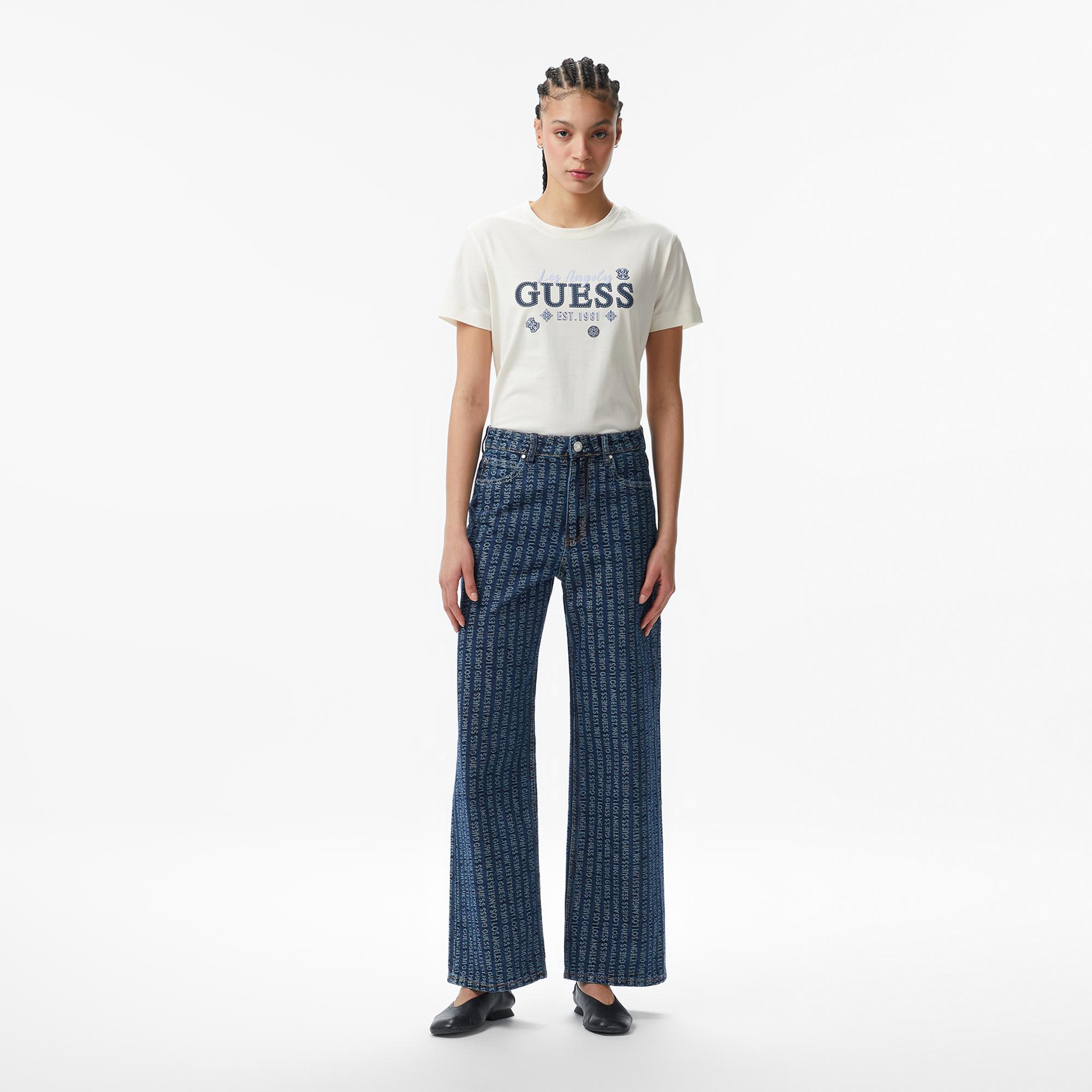 Guess Agnes Aktif Regular Fit Kadın Beyaz T-Shirt