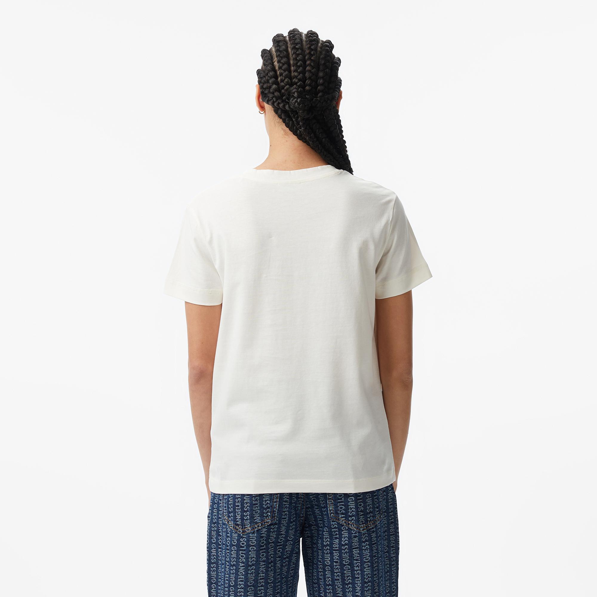 Guess Agnes Aktif Regular Fit Kadın Beyaz T-Shirt