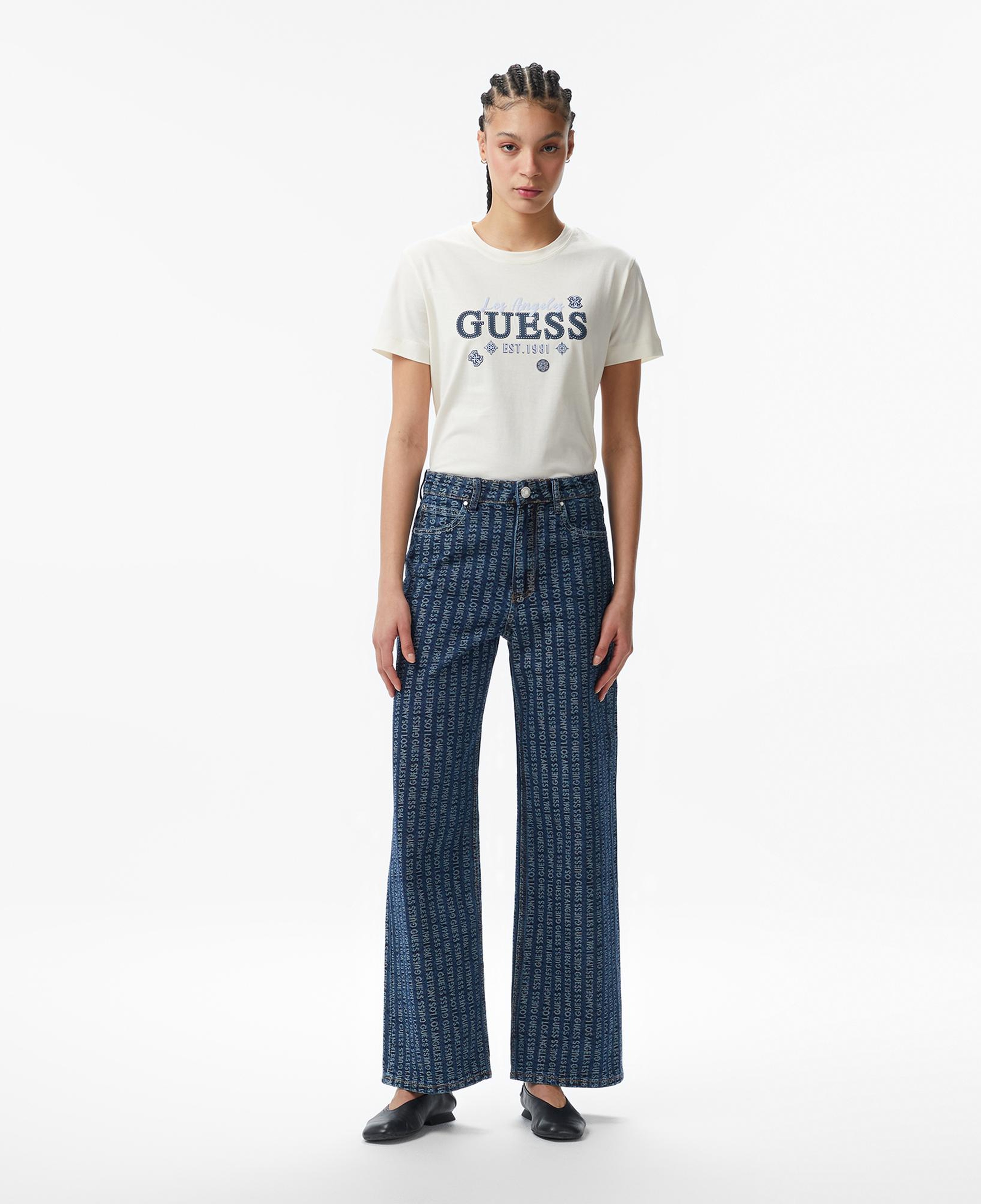 Guess Agnes Aktif Regular Fit Kadın Beyaz T-Shirt