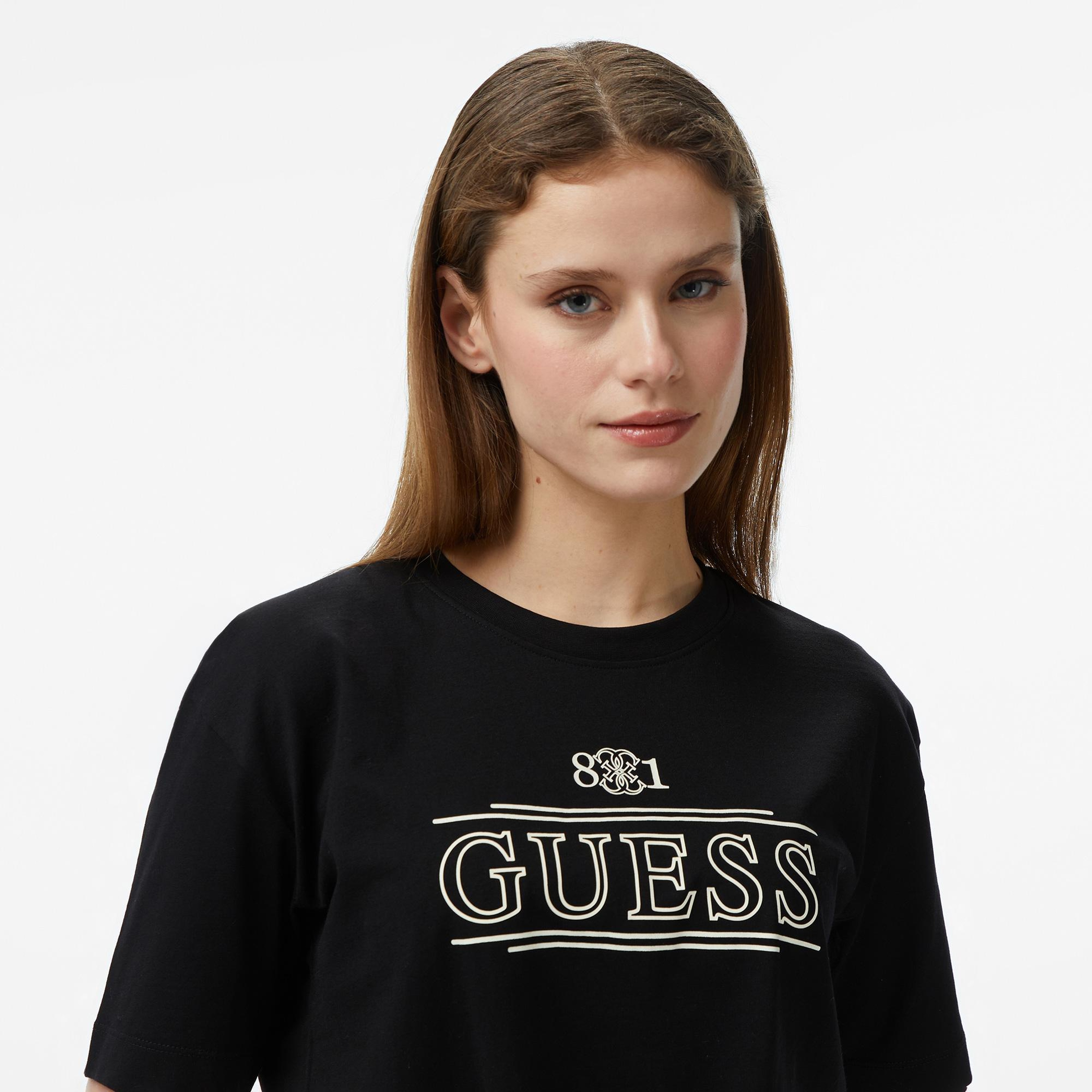 Guess Martina Aktif Boxy Fit Kadın Siyah T-Shirt