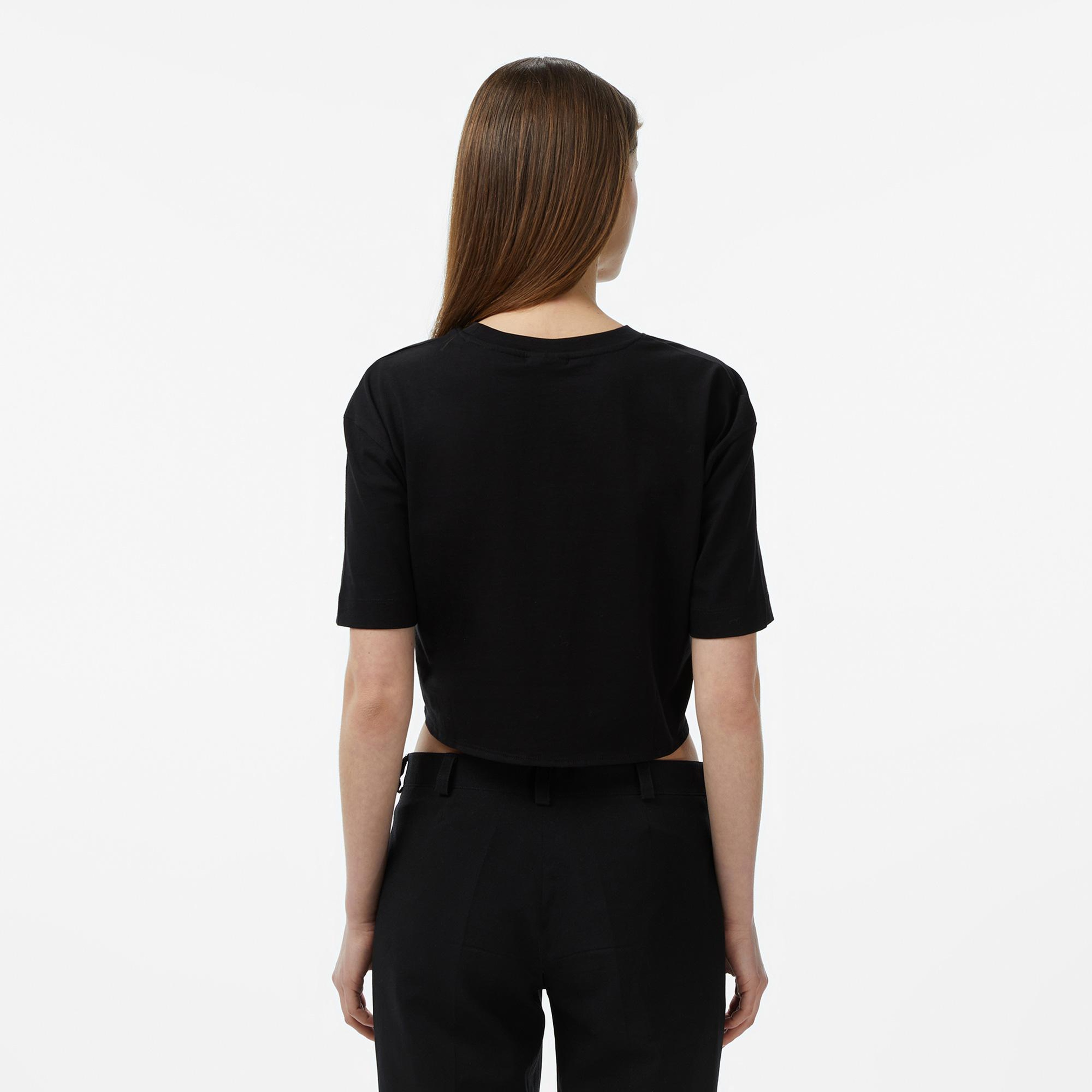 Guess Martina Aktif Boxy Fit Kadın Siyah T-Shirt