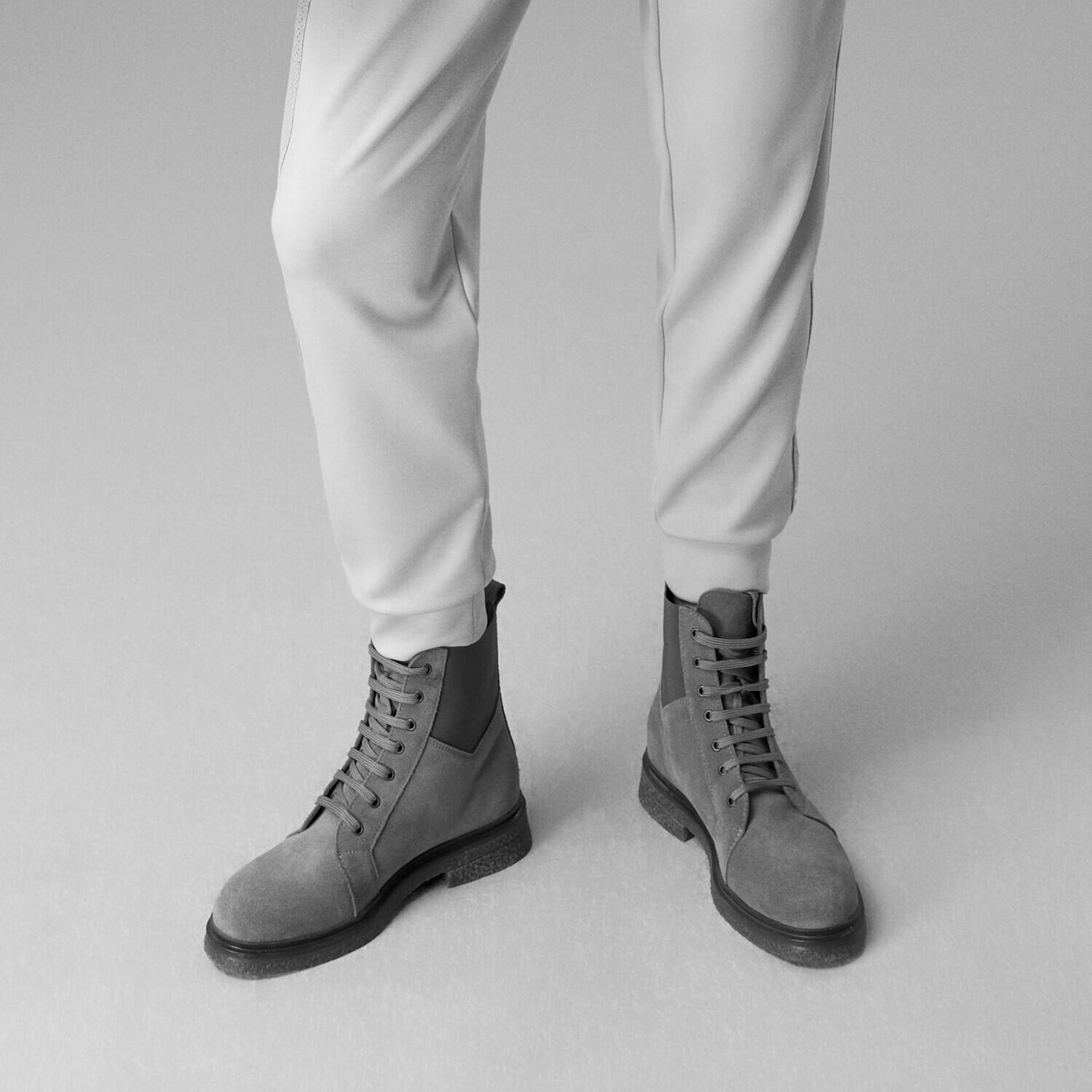 Kadın Taba Bağcıklı Süet Deri Postal Bot