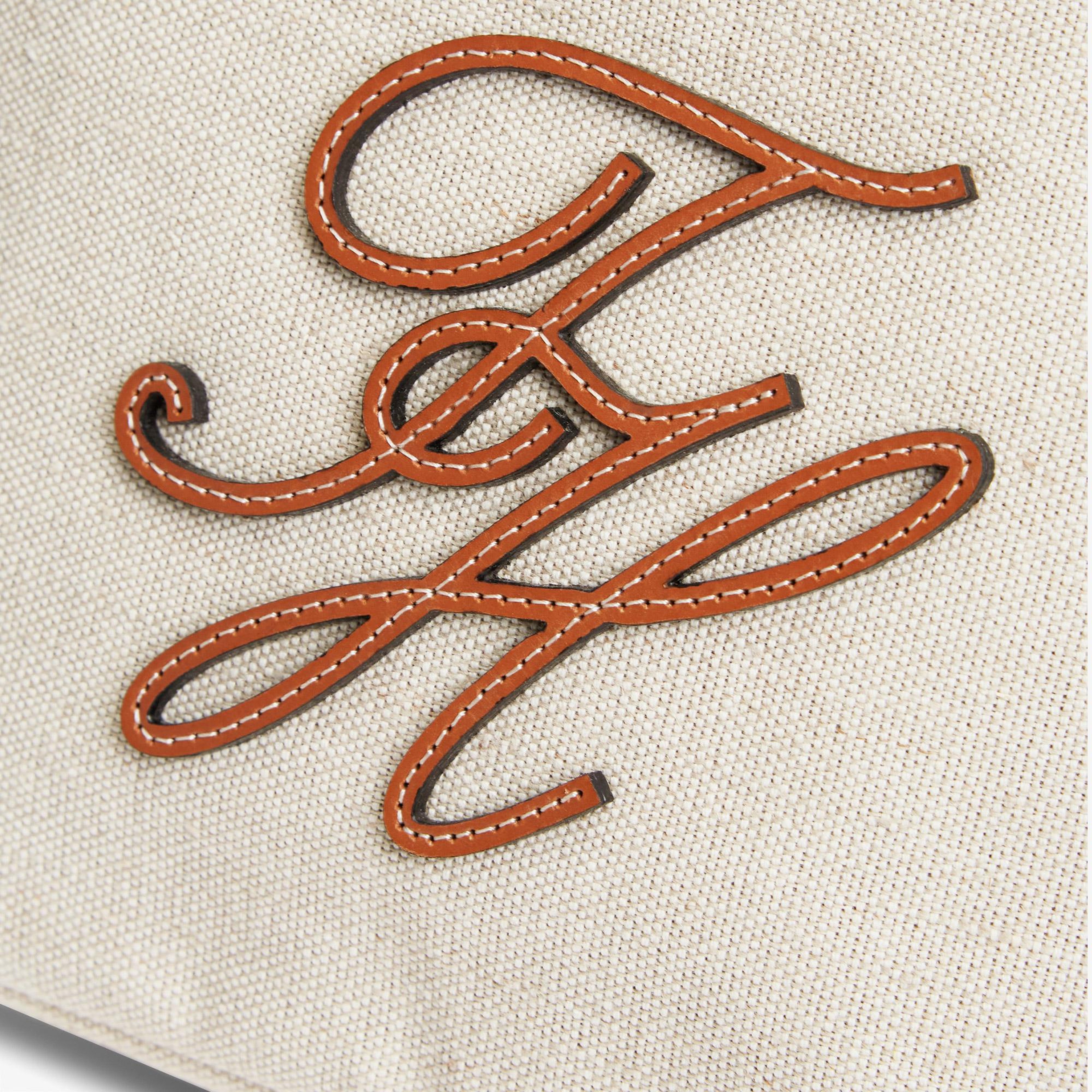 Tommy Hilfiger Elevated Summer Kadın Bej Omuz Çantası