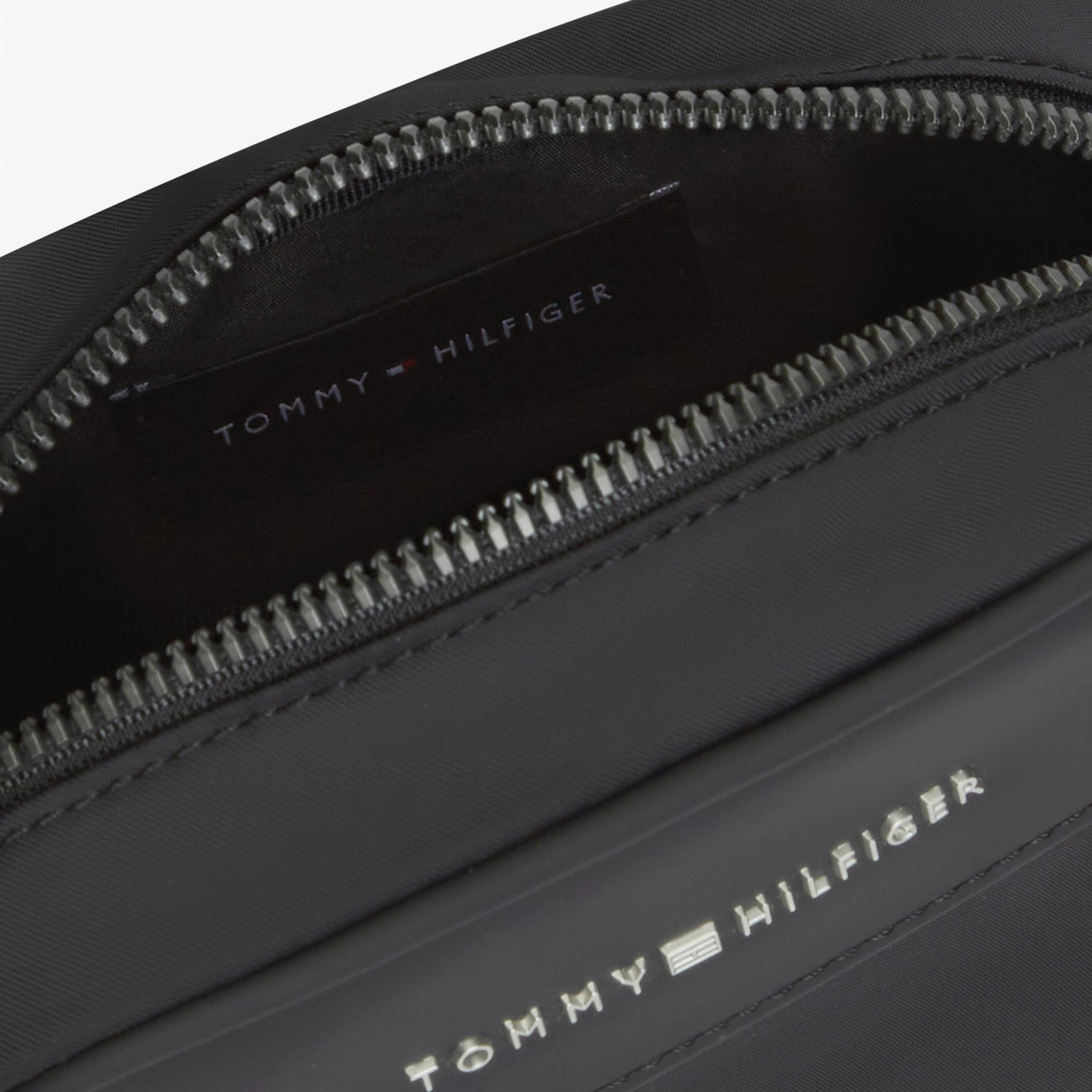 Tommy Hilfiger Repreve Erkek Siyah Çapraz Çanta