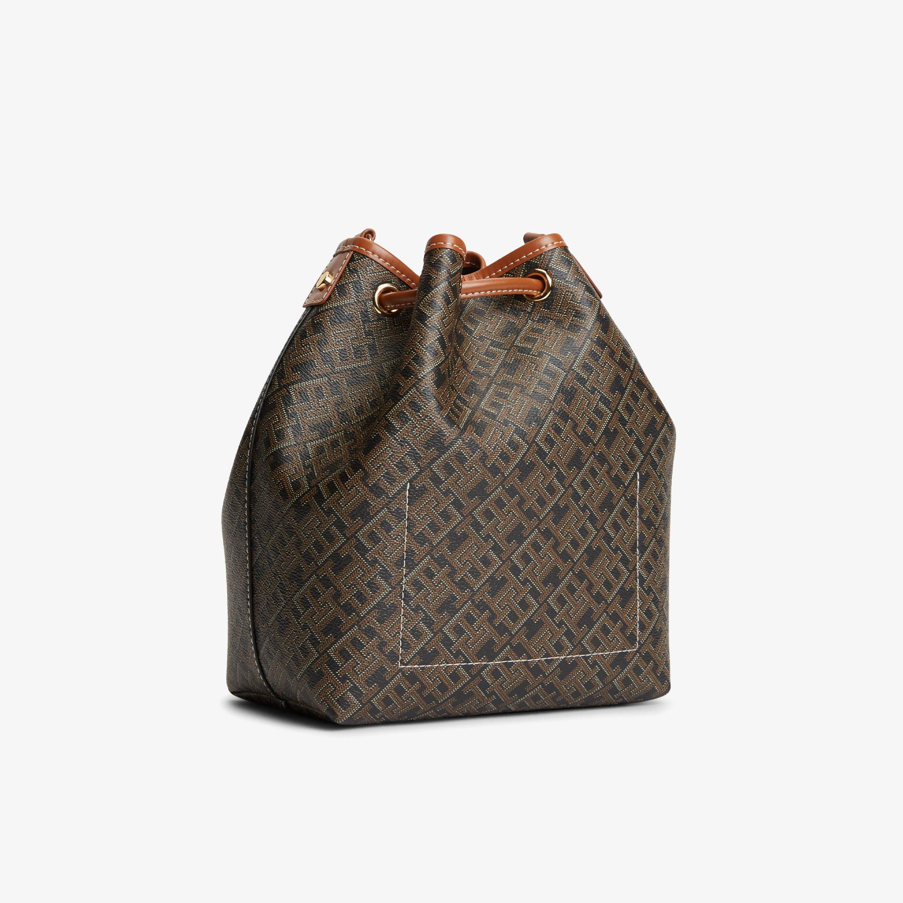 Tommy Hilfiger Monoplay Kadın Siyah Omuz Çantası