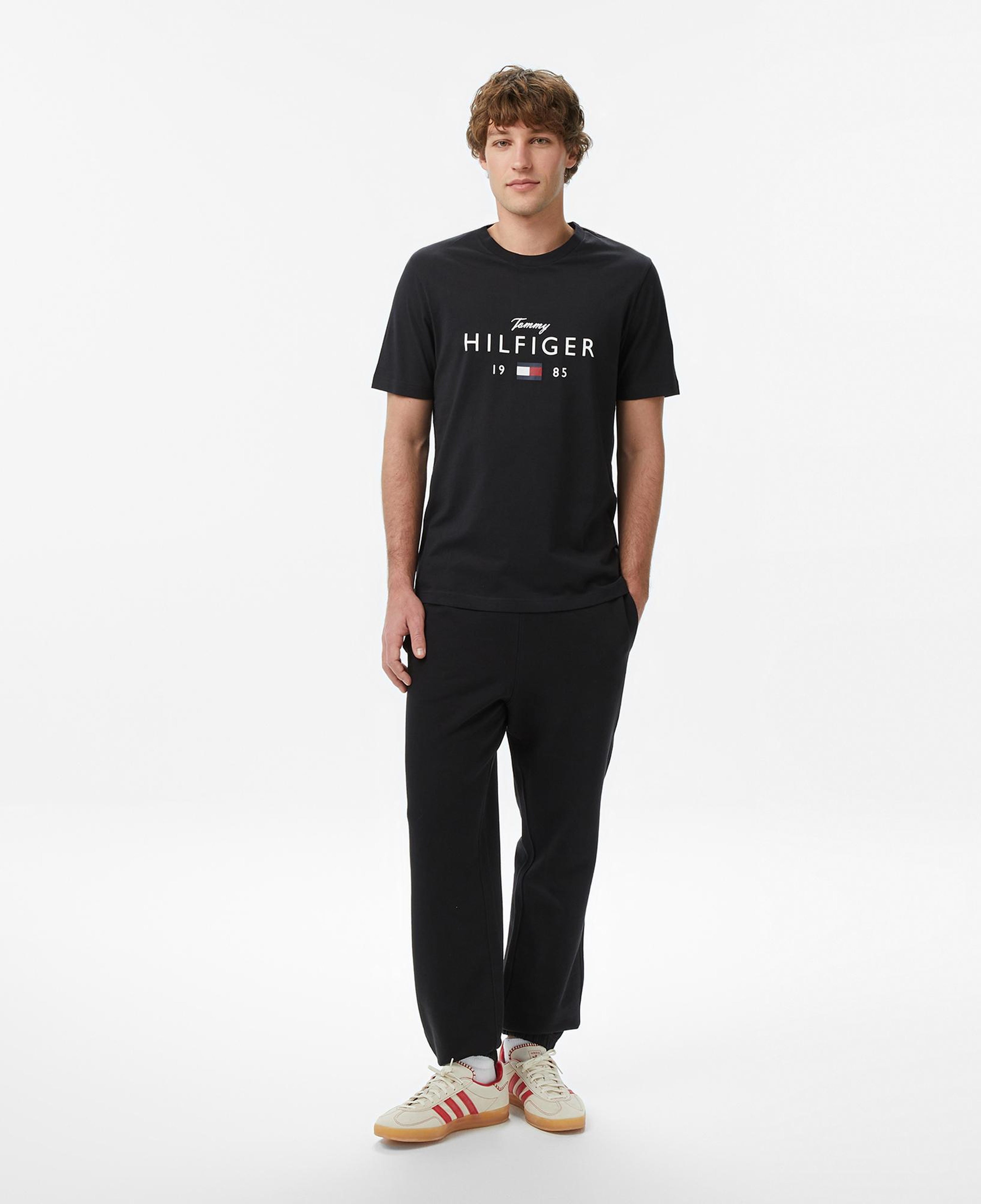 Tommy Hilfiger Brand Love Graphic Erkek Siyah T-Shirt