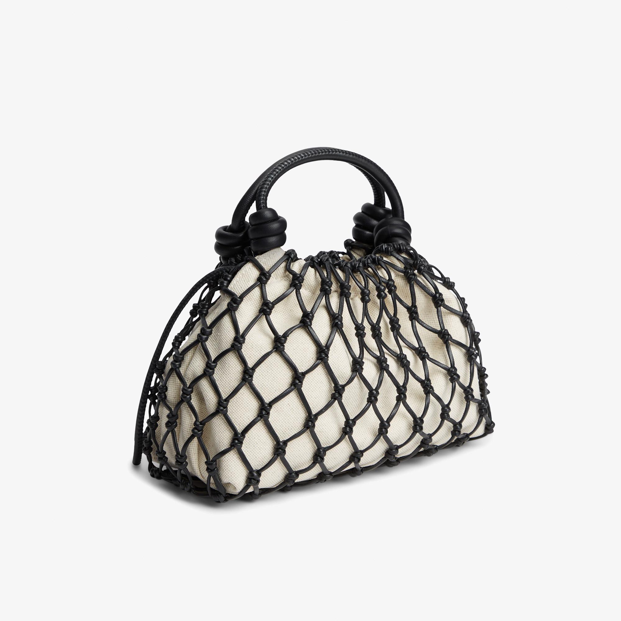 Tommy Hilfiger Soft Leather Kadın Siyah Çapraz Çanta