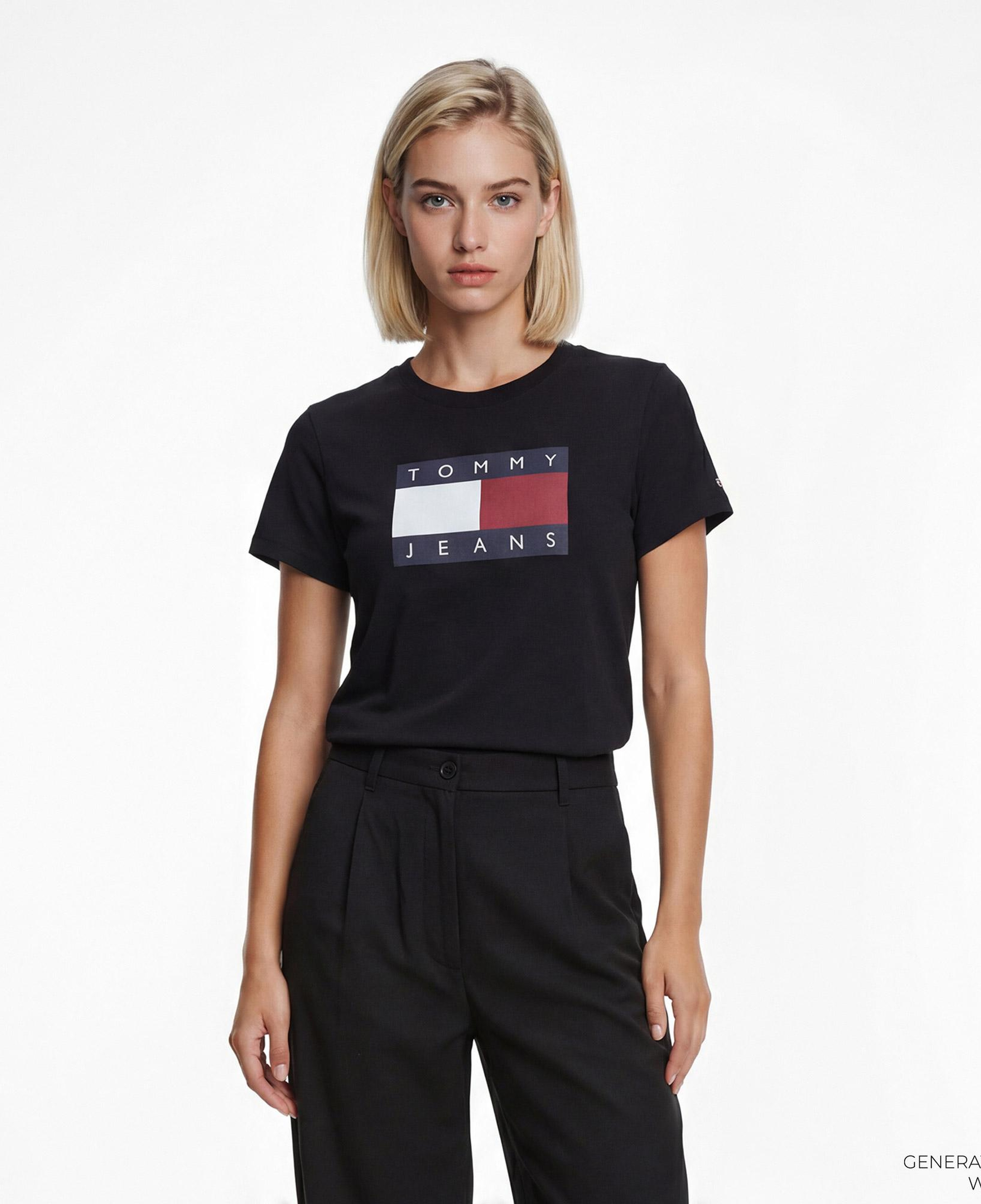 Tommy Hilfiger Flag Kadın Siyah T-Shirt