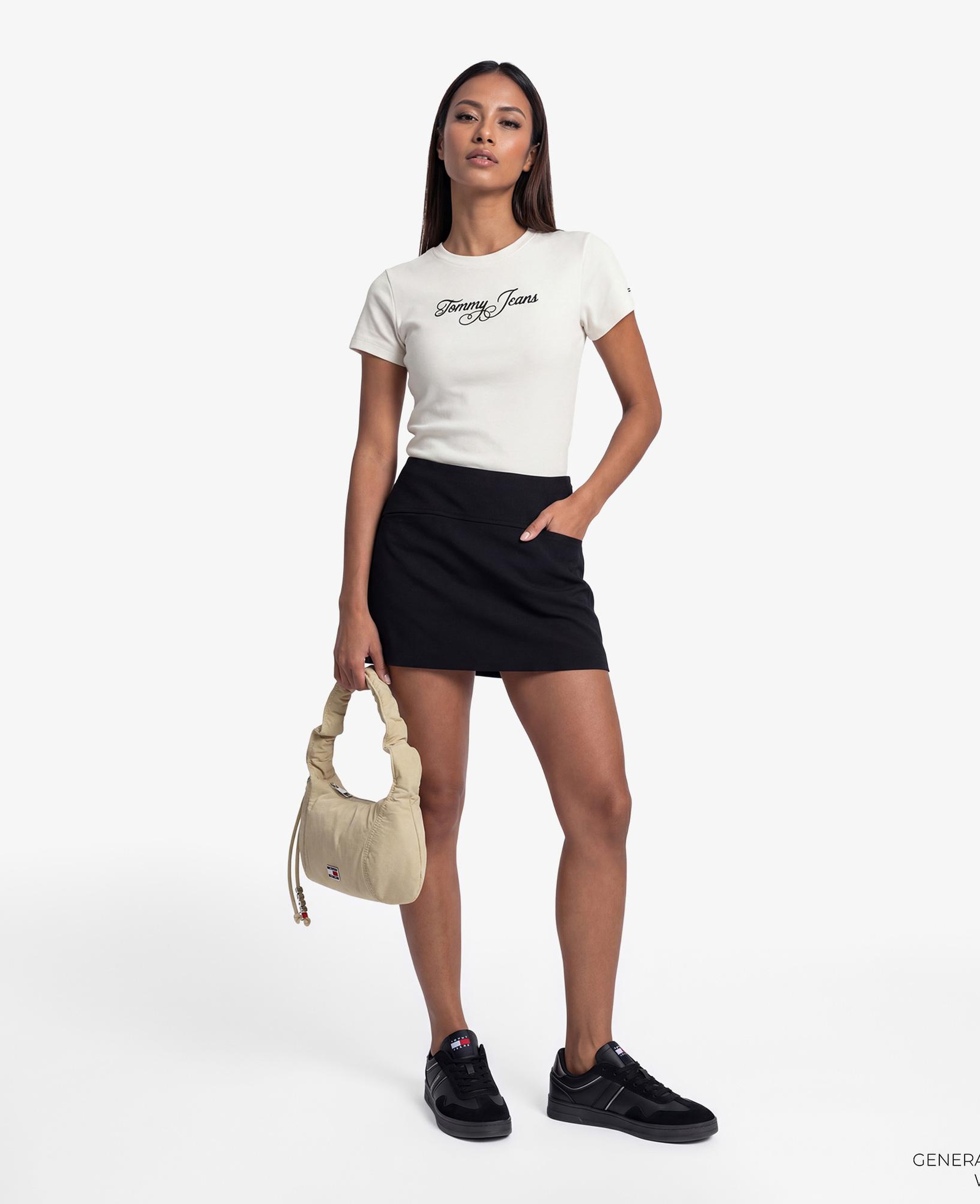 Tommy Hilfiger Essential Logo Kadın Beyaz T-Shirt