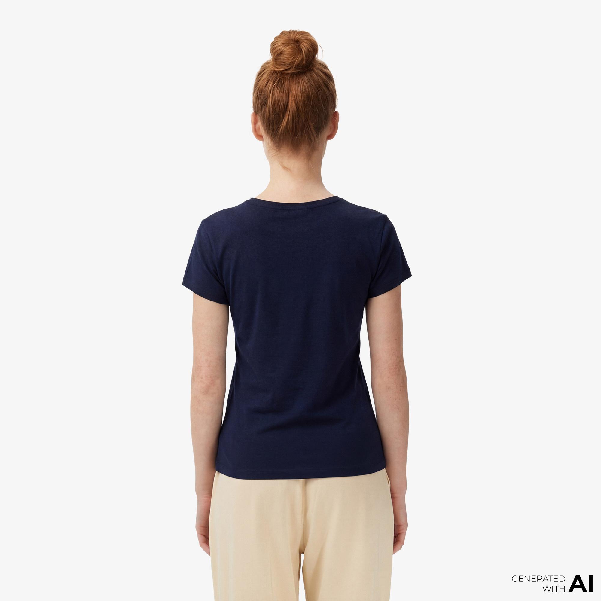 Tommy Hilfiger Emboss Kadın Lacivert T-Shirt