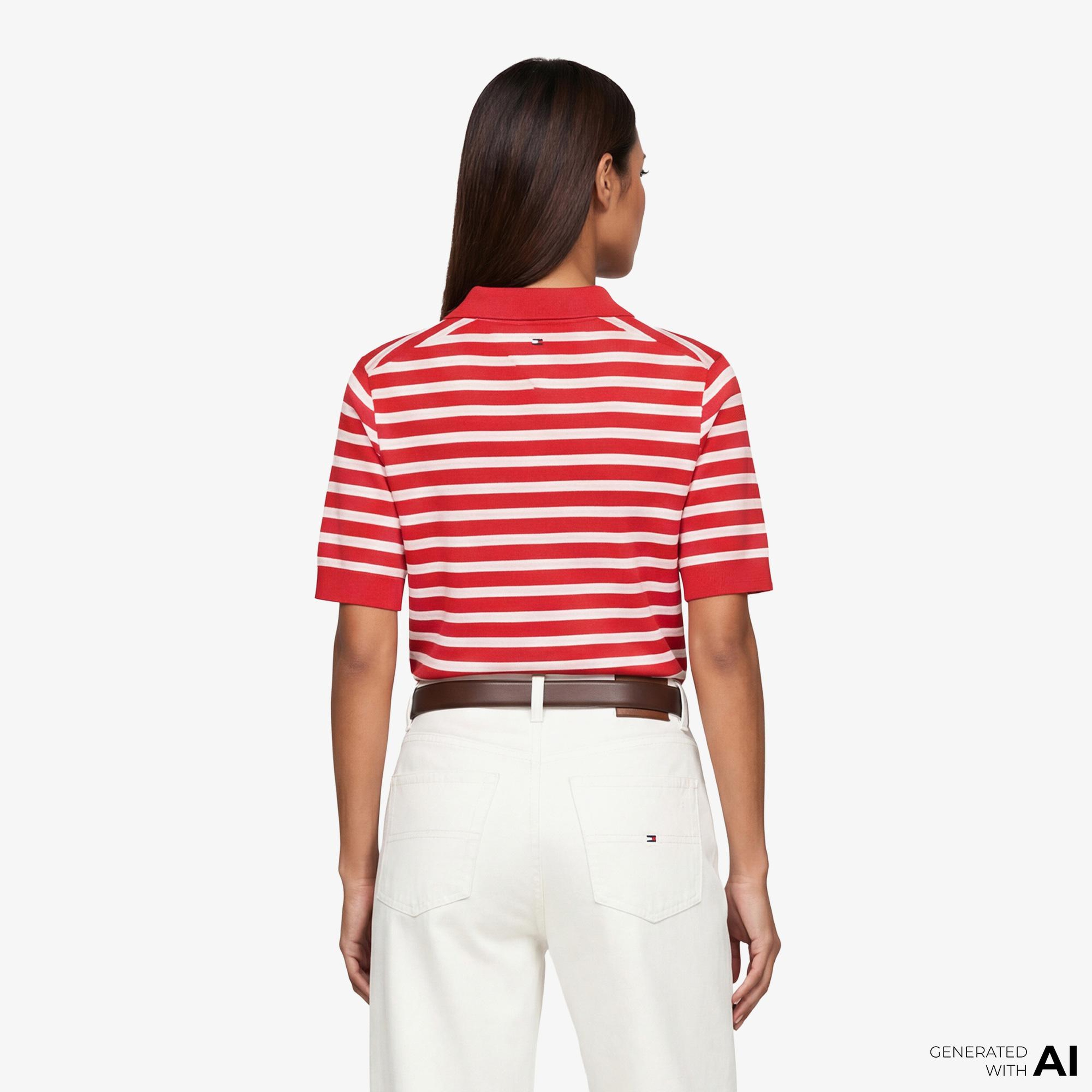 Tommy Hilfiger Script Liyosel Kadın Kırmızı Polo Yaka T-Shirt