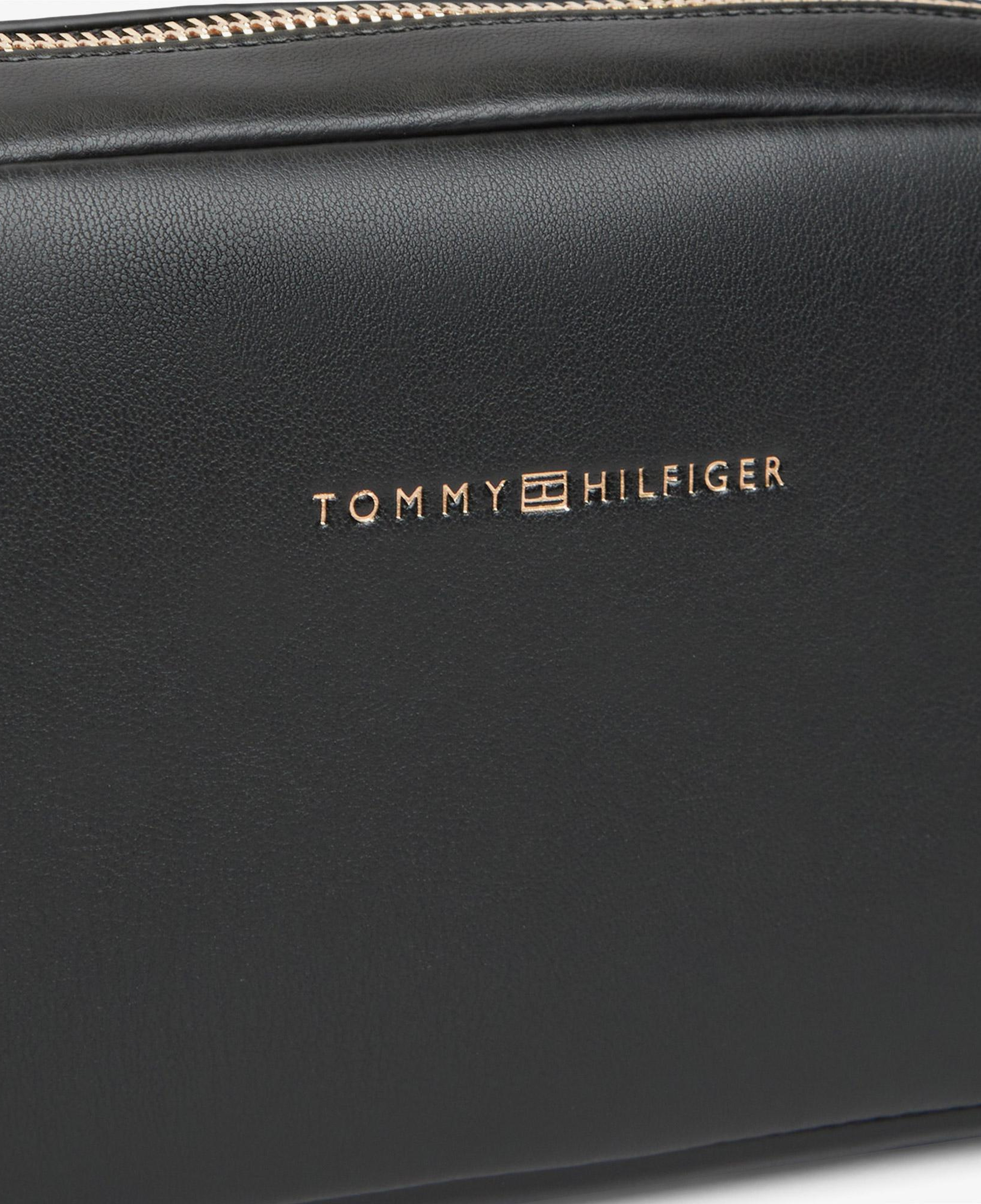 Tommy Hilfiger Essential Kadın Siyah Çapraz Çanta