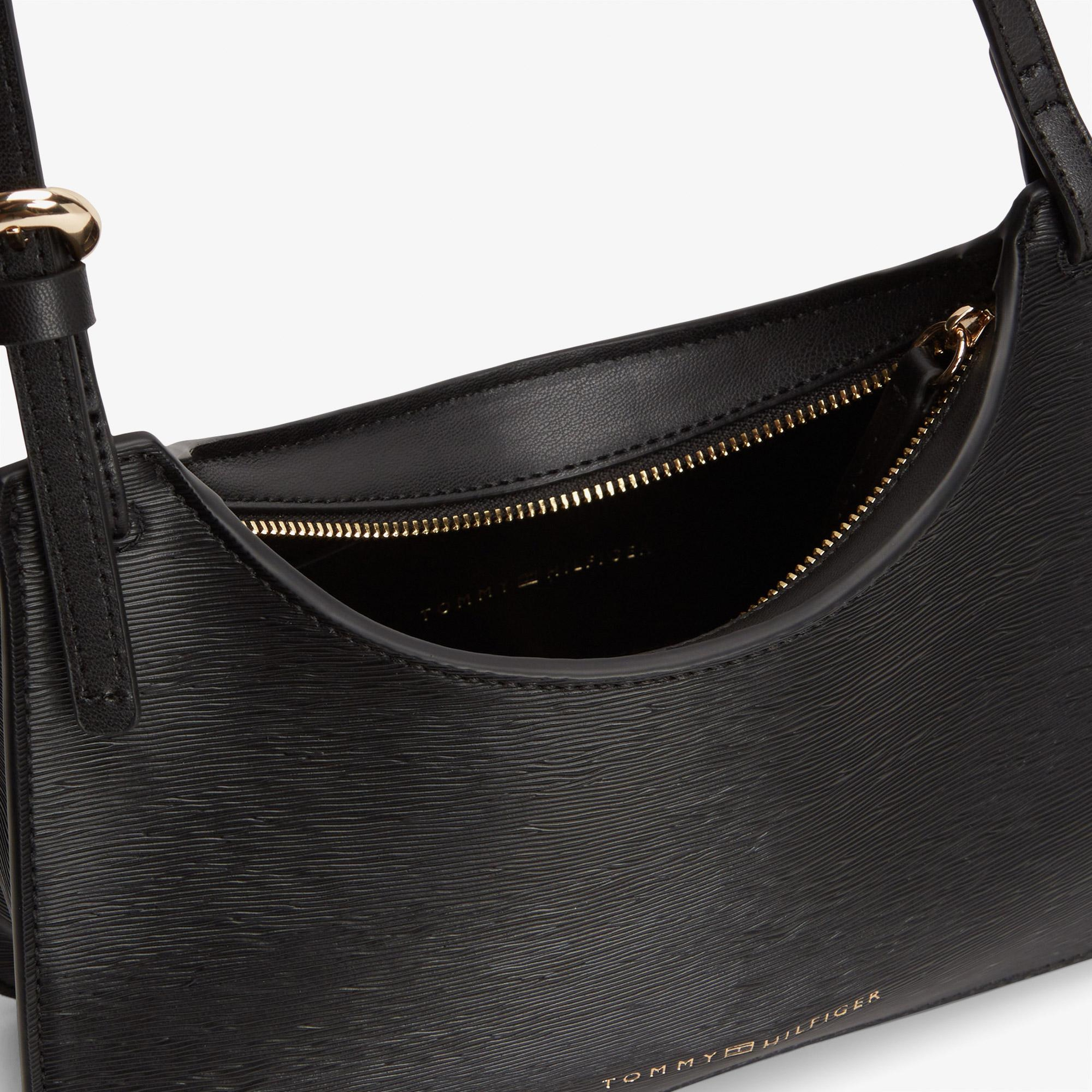 Tommy Hilfiger Modern Kadın Siyah Çapraz Çanta