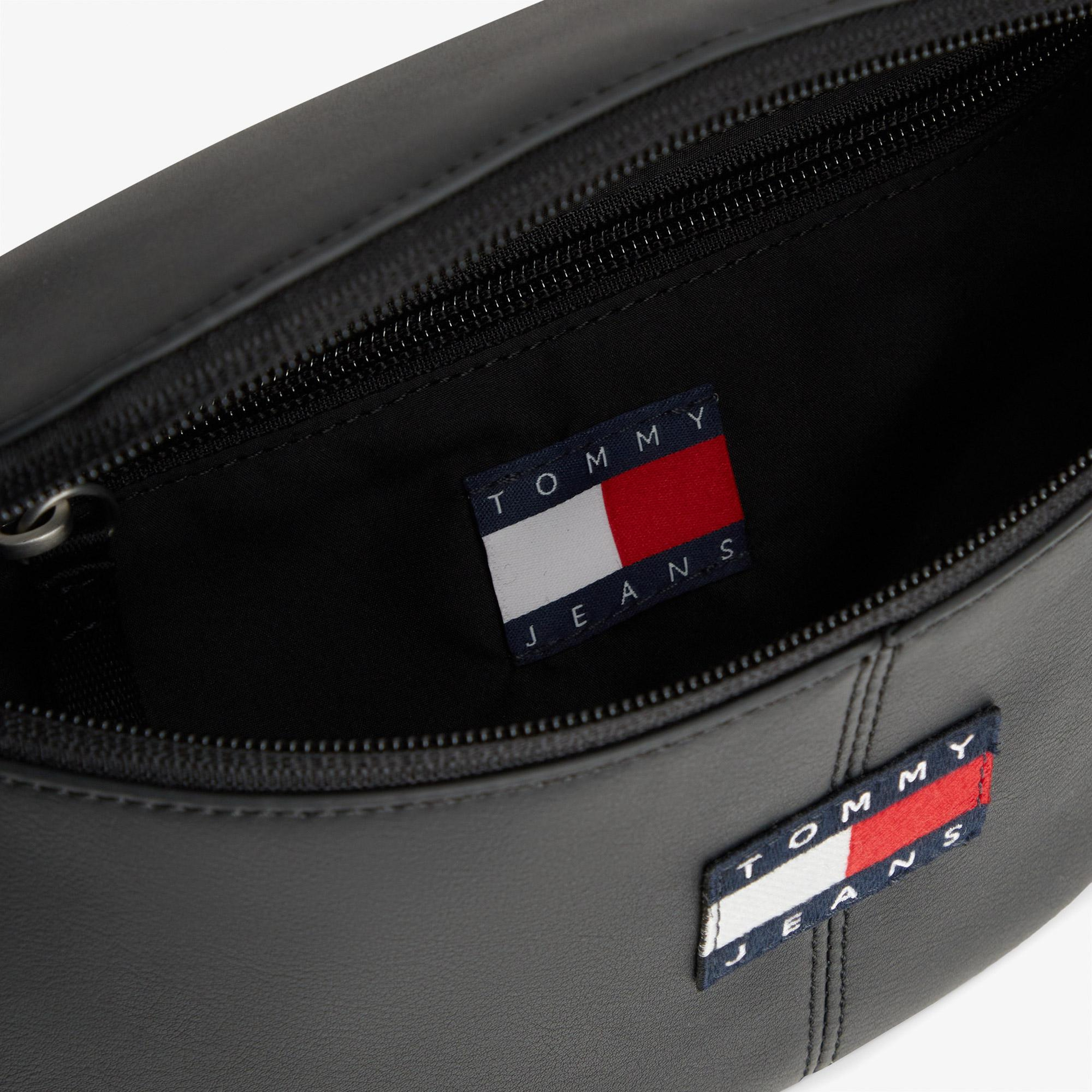 Tommy Hilfiger Essential Daily Erkek Siyah Bel Çantası