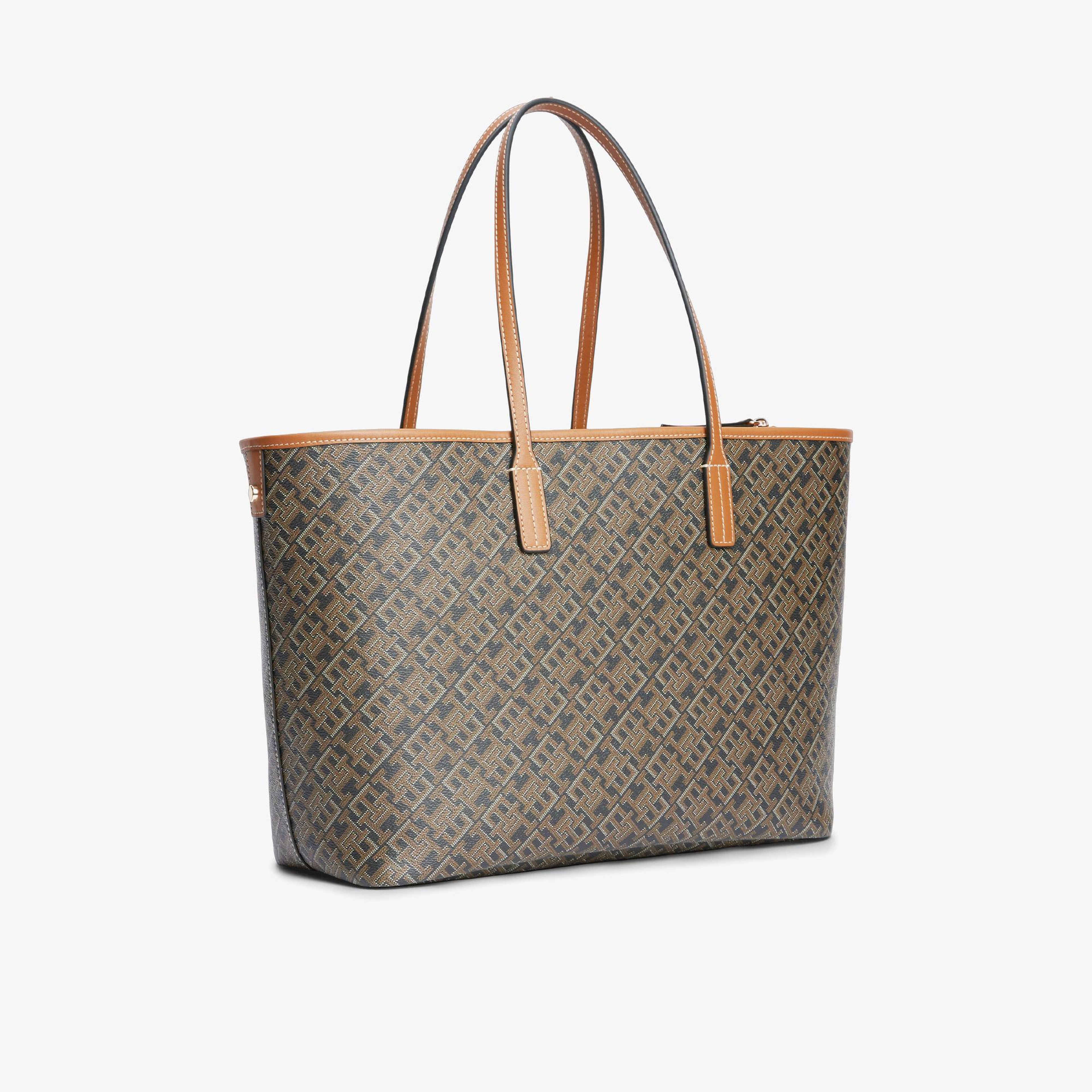 Tommy Hilfiger Monoplay Leather Kadın Siyah El Çantası