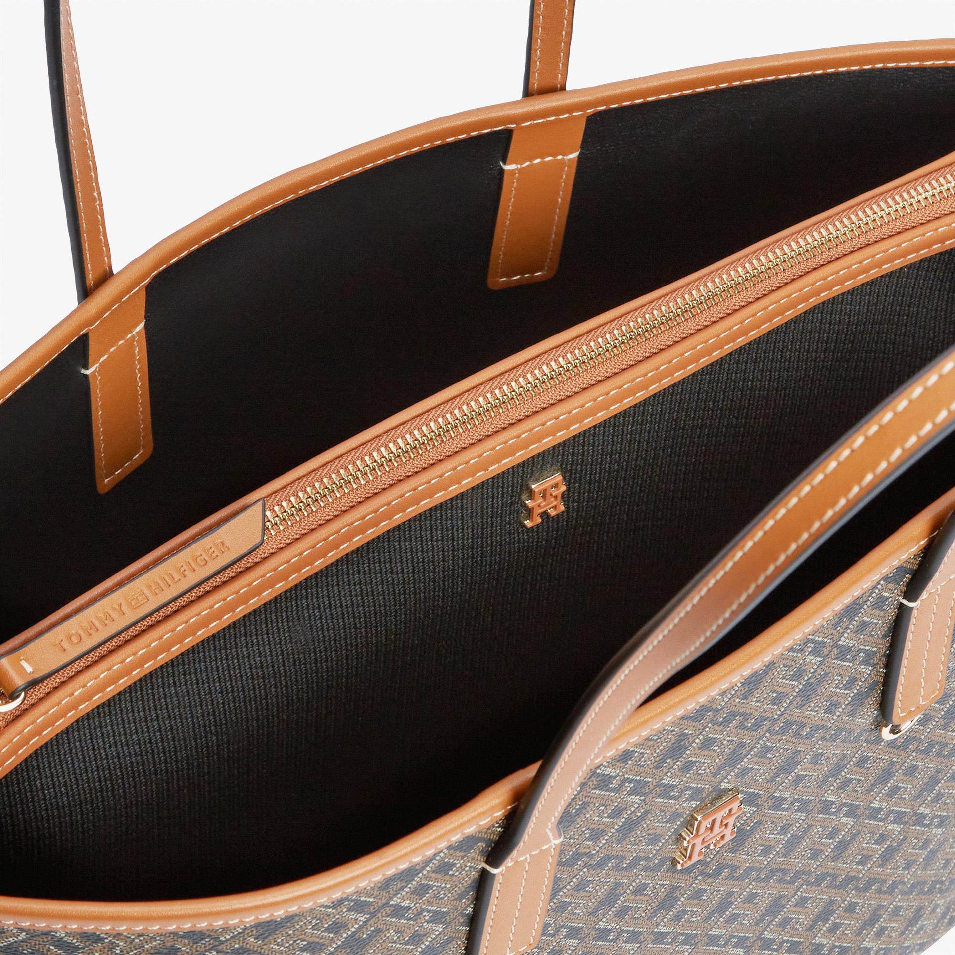 Tommy Hilfiger Monoplay Leather Kadın Siyah El Çantası