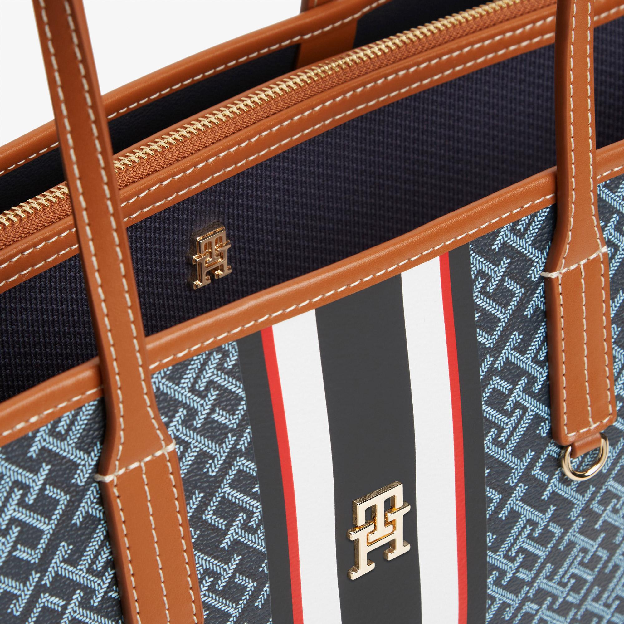 Tommy Hilfiger Monoplay Kadın Mavi El Çantası