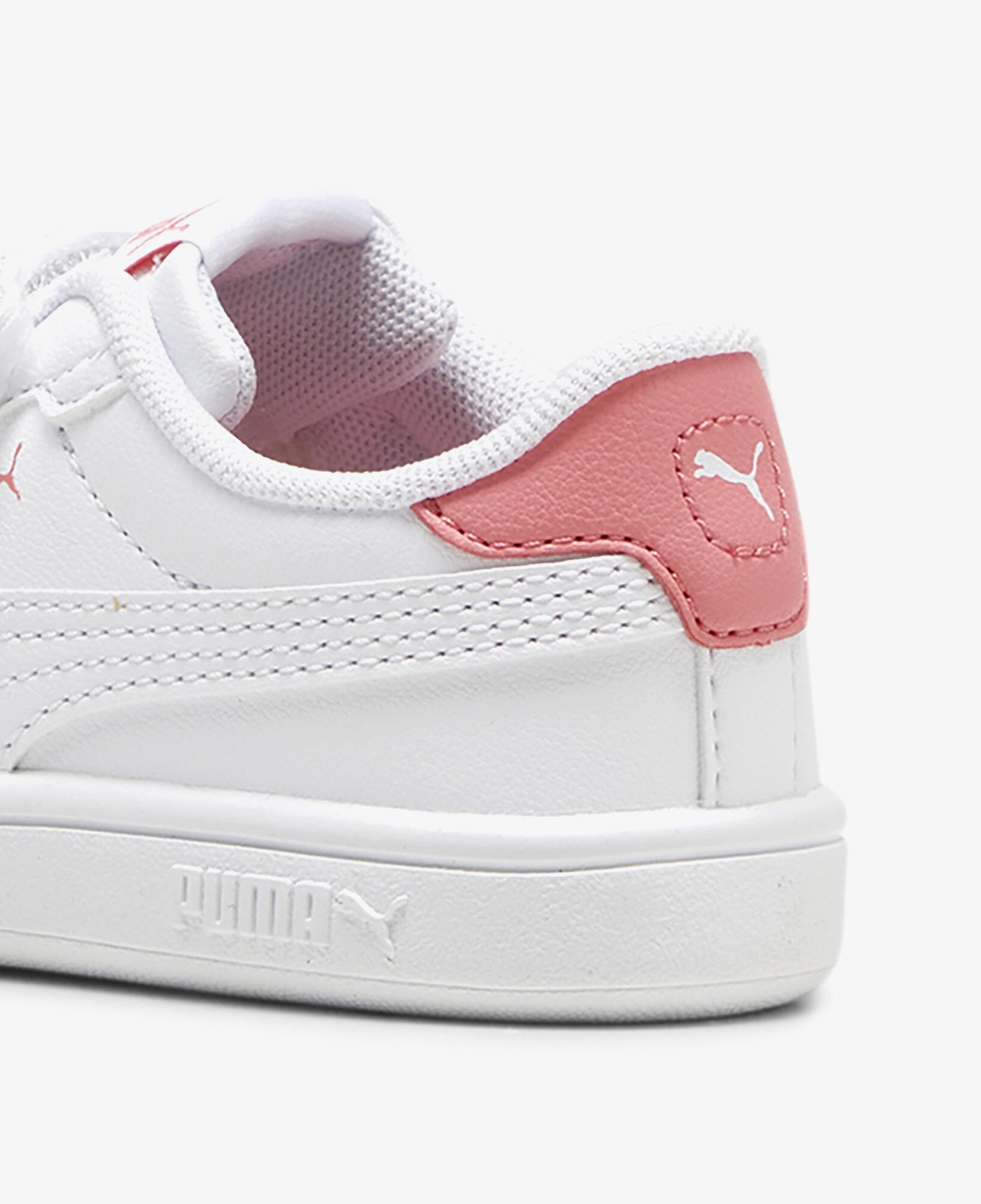 Puma Smash 3.0 Badges V Çocuk Beyaz Spor Ayakkabı