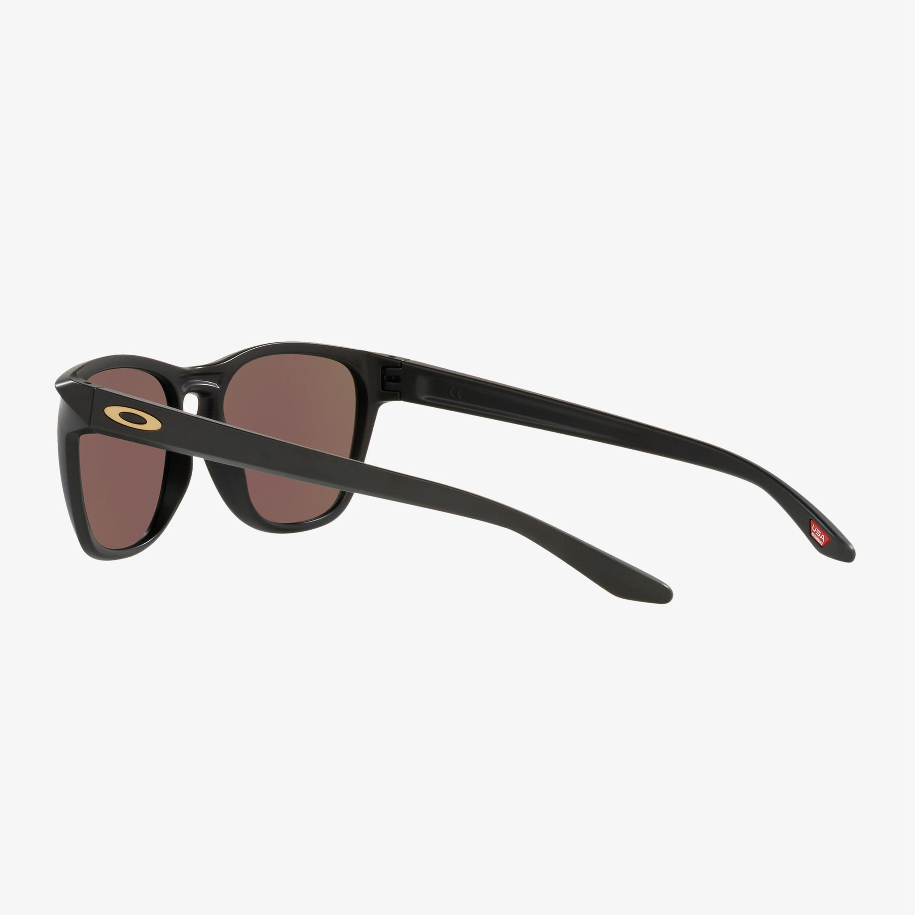 Oakley 0OO9479 Erkek Mat Siyah Güneş Gözlüğü