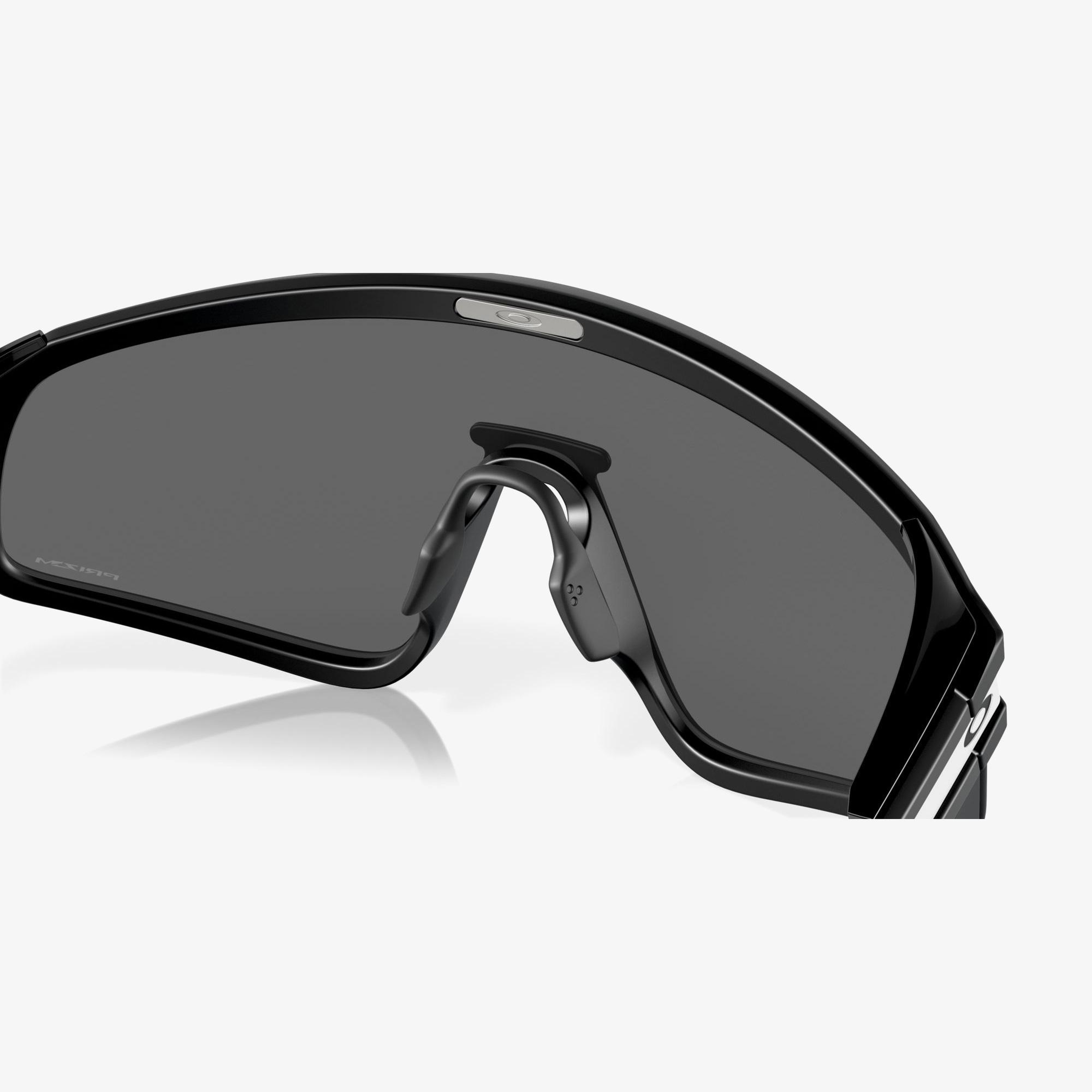 OAKLEY Latch? Panel Unisex Siyah Güneş Gözlüğü