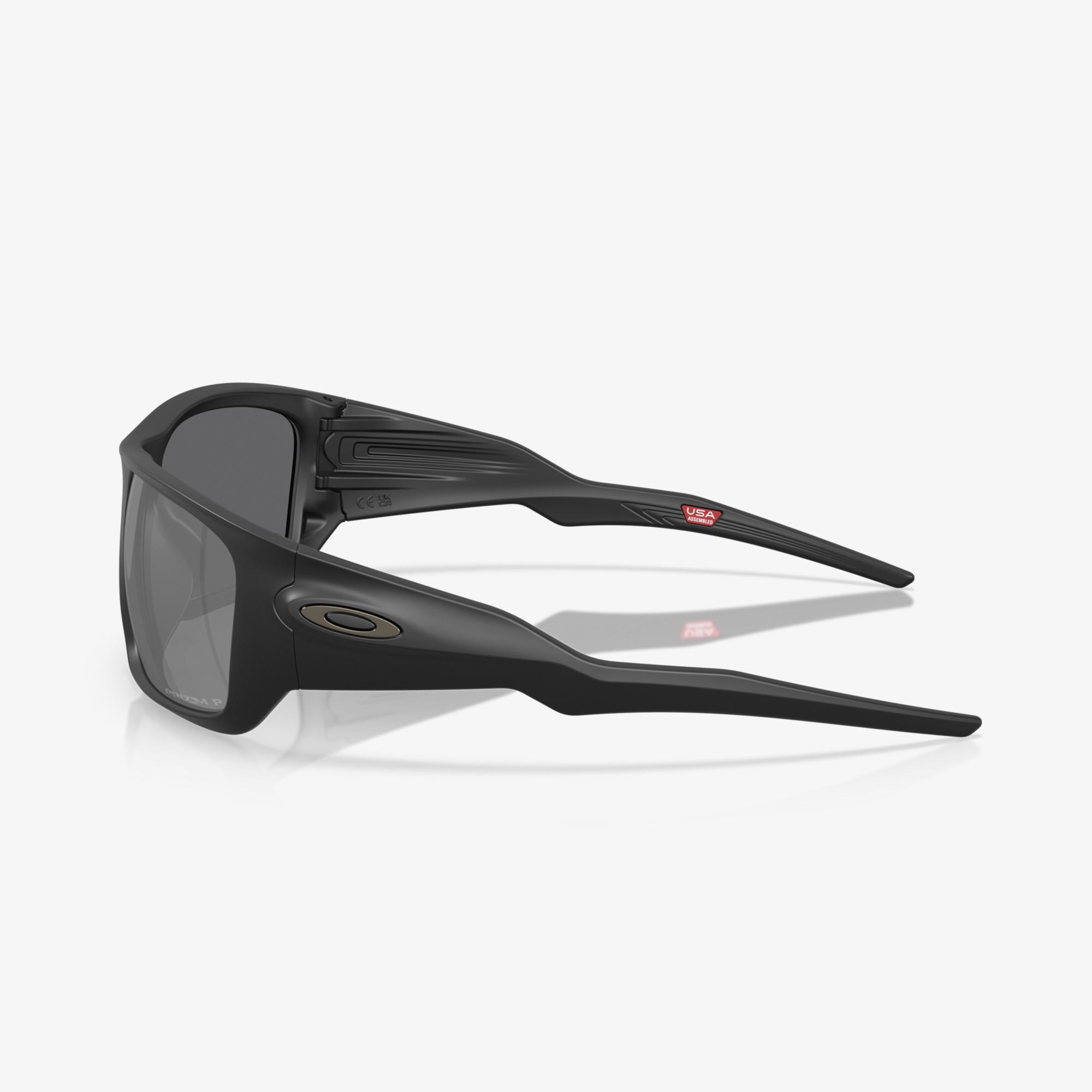 Oakley OO9486 Erkek Siyah Güneş Gözlüğü