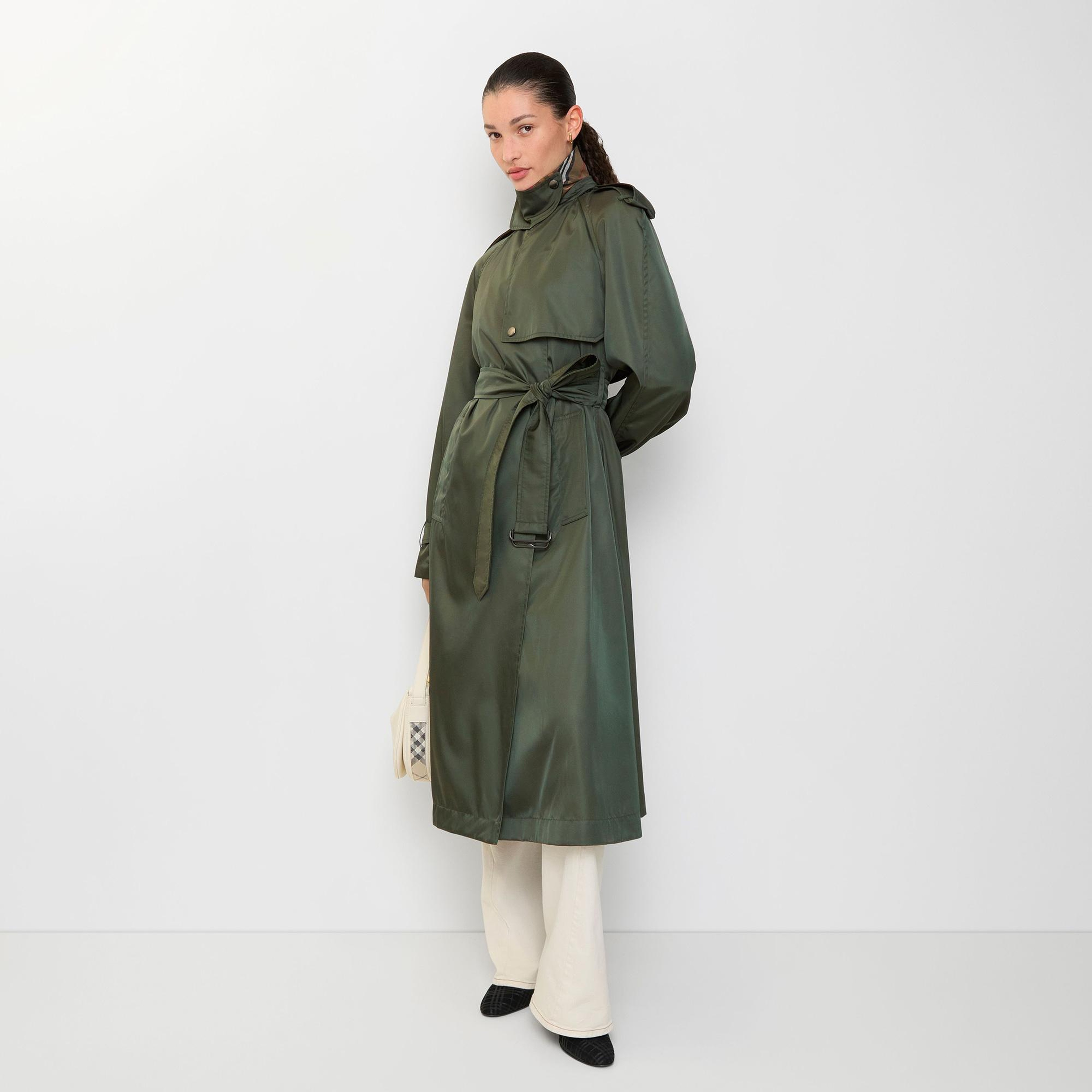Burberry Long Nylon Hooded Kadın Yeşil Trençkot