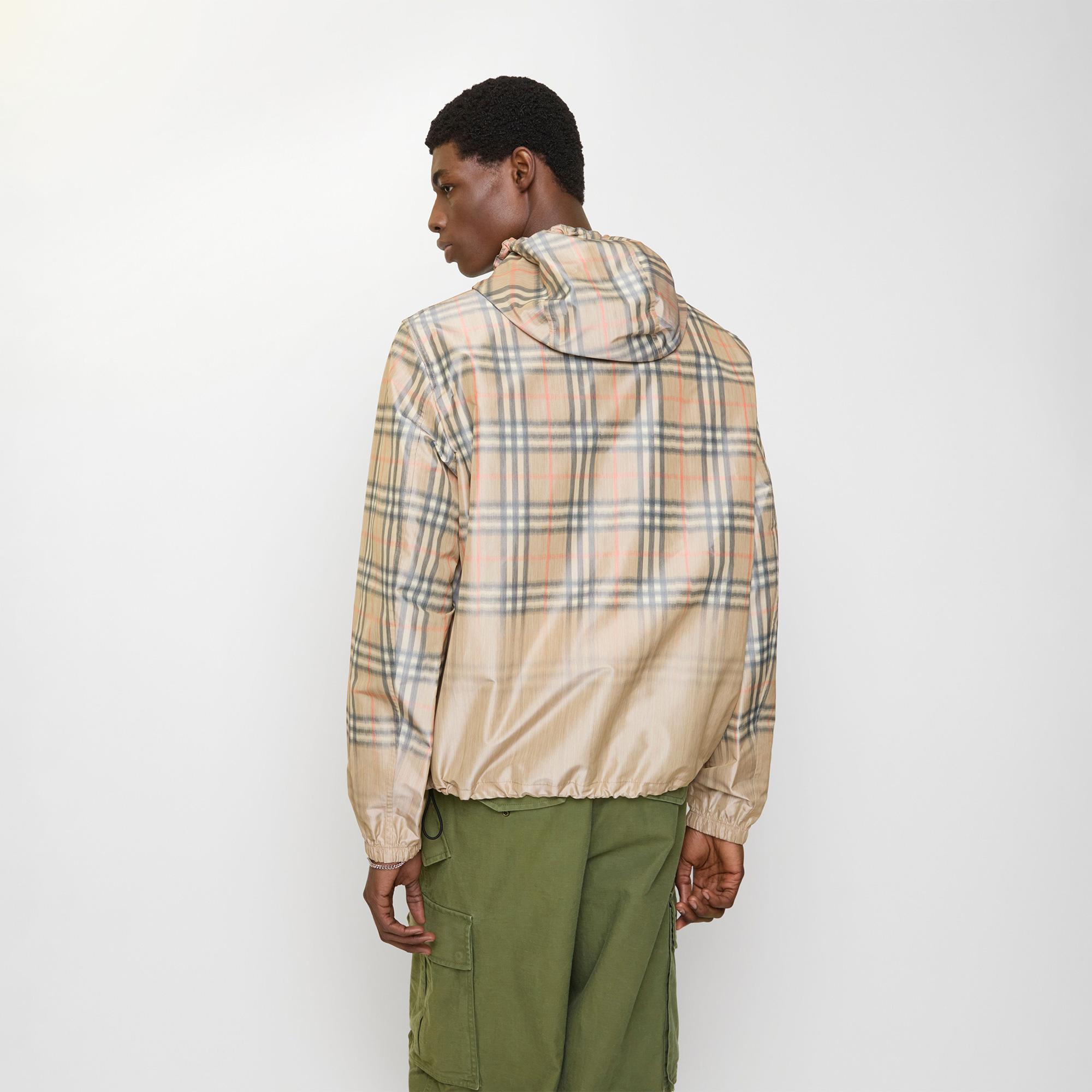 Burberry Gradient Check Hooded Erkek Bej Mont